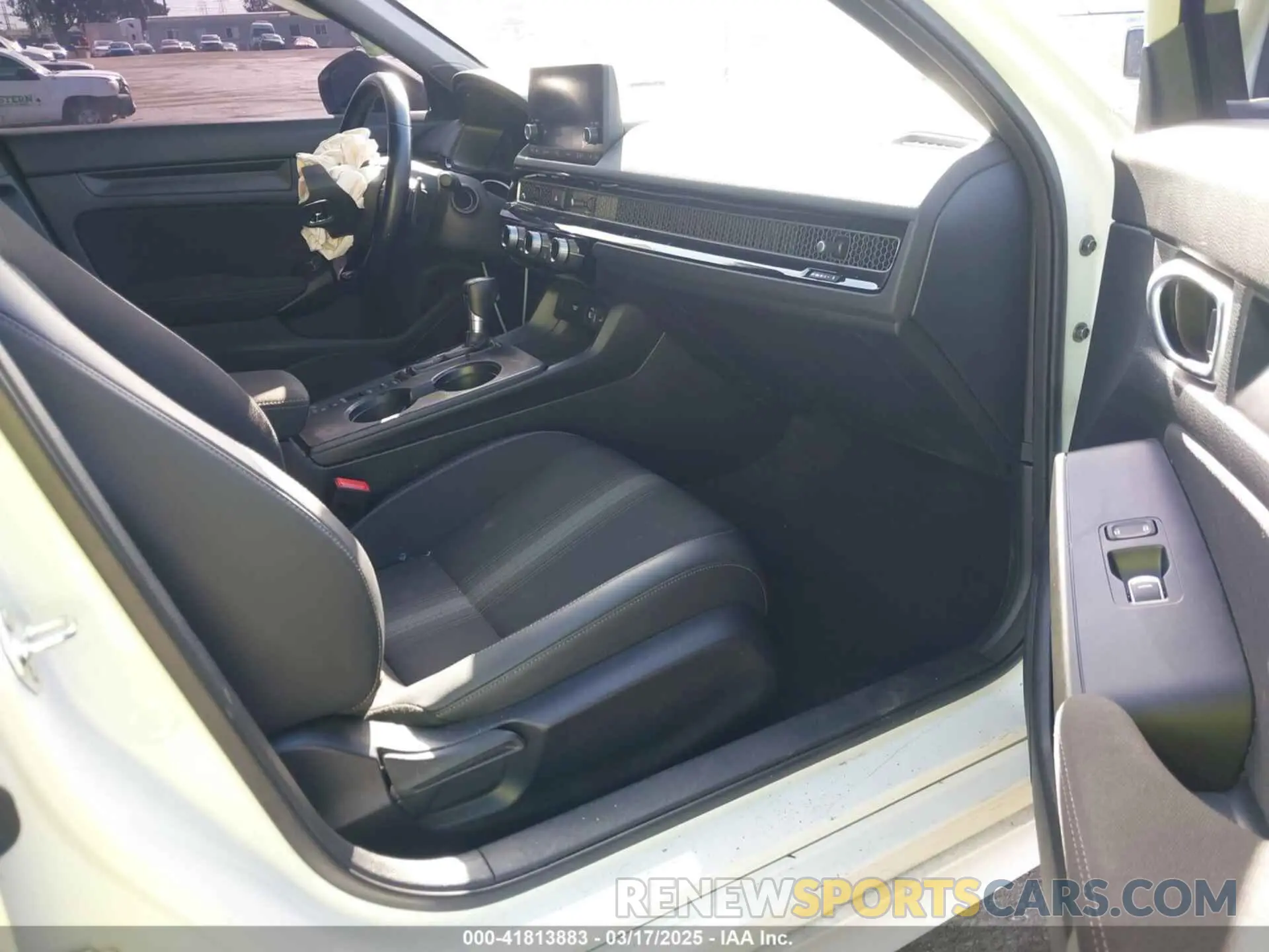 5 fotografías del automóvil dañado 2HGFE2F56PH518129 HONDA CIVIC 2023
