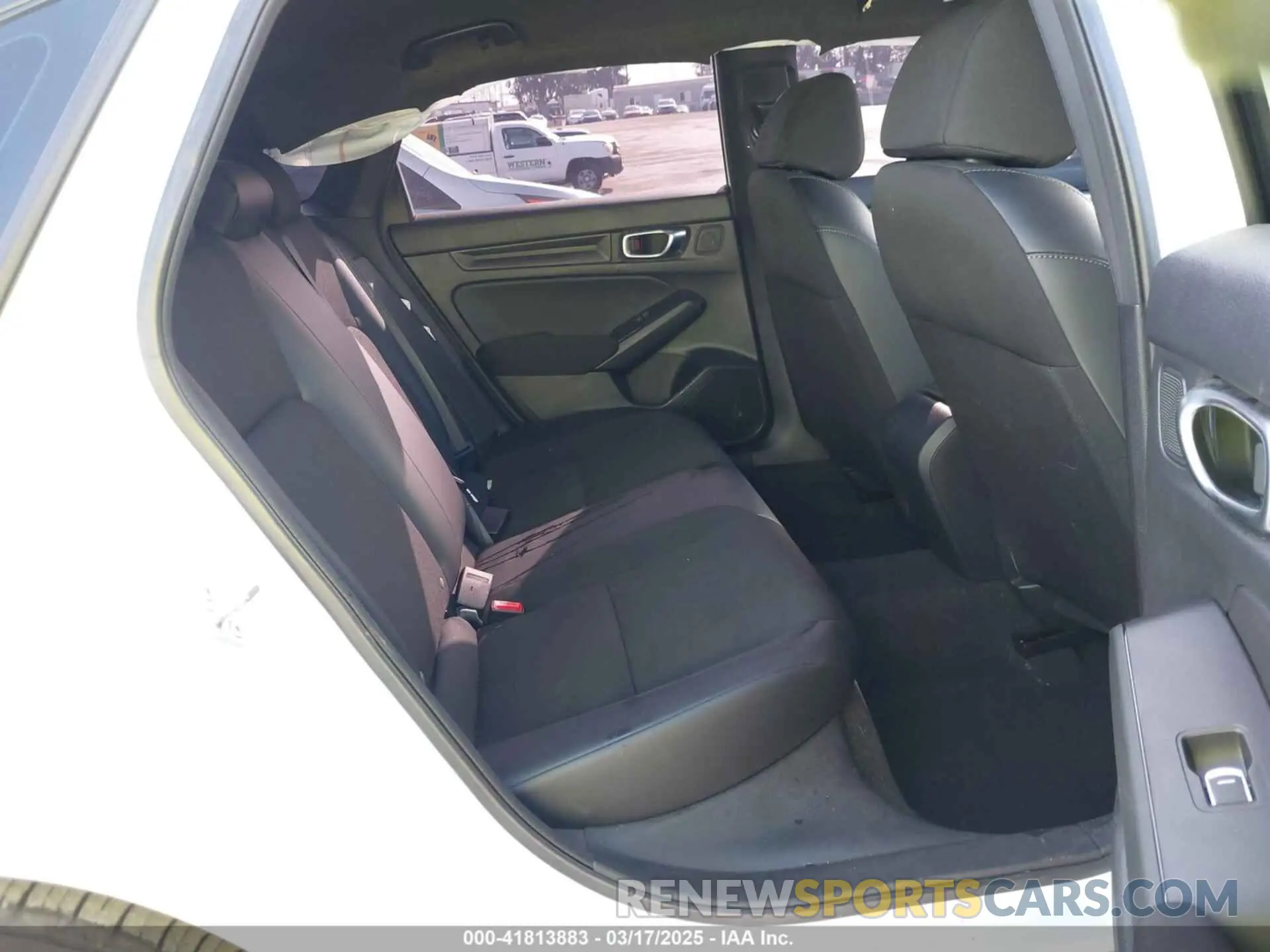 8 fotografías del automóvil dañado 2HGFE2F56PH518129 HONDA CIVIC 2023