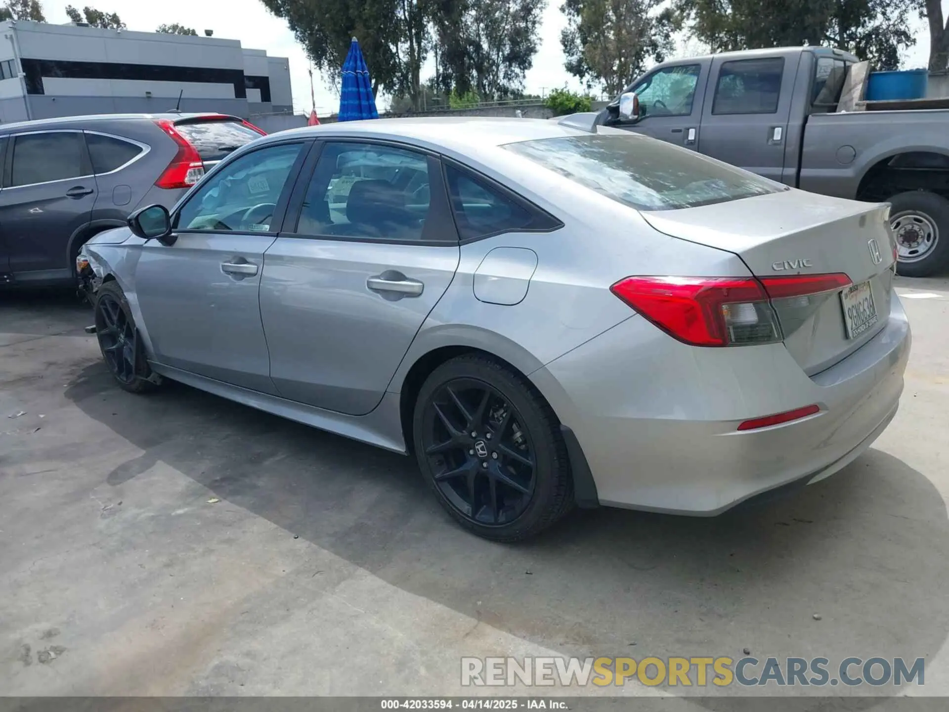 3 fotografías del automóvil dañado 2HGFE2F56PH546268 HONDA CIVIC 2023