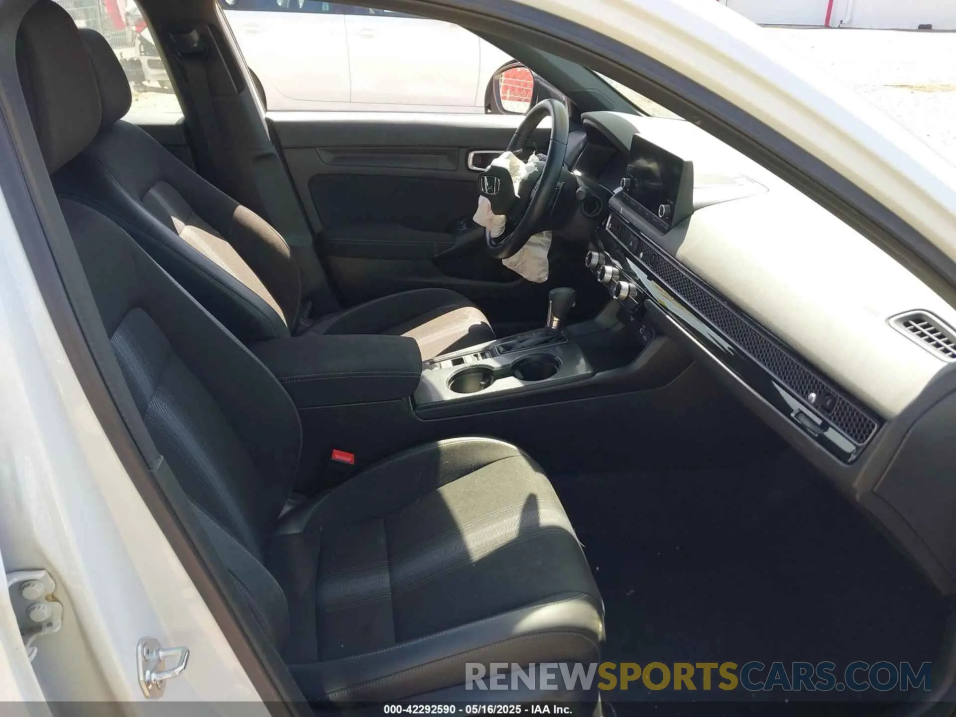 5 fotografías del automóvil dañado 2HGFE2F59PH527598 HONDA CIVIC 2023