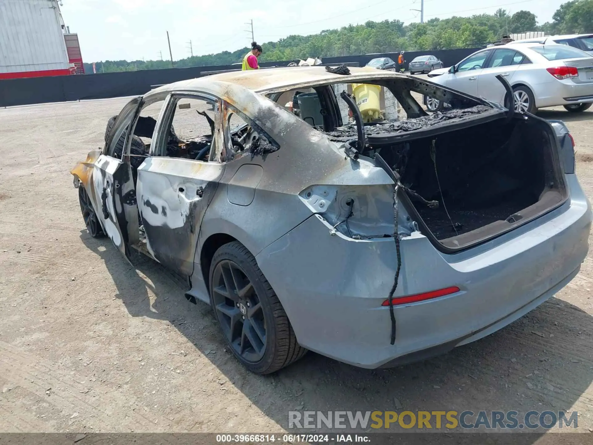 3 fotografías del automóvil dañado 2HGFE2F59PH559340 HONDA CIVIC 2023