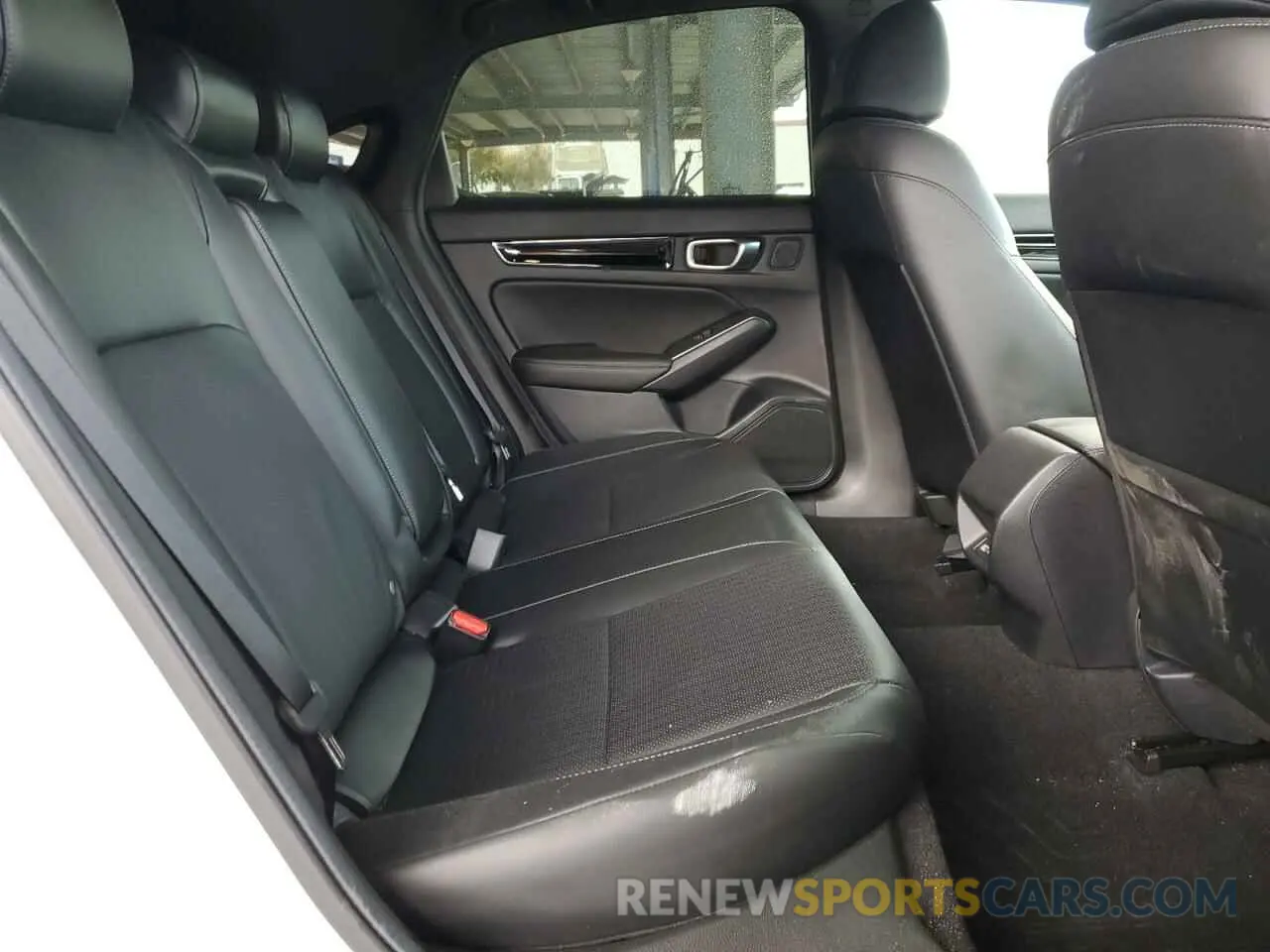 10 fotografías del automóvil dañado 19XFL1G85RE012975 HONDA CIVIC 2024