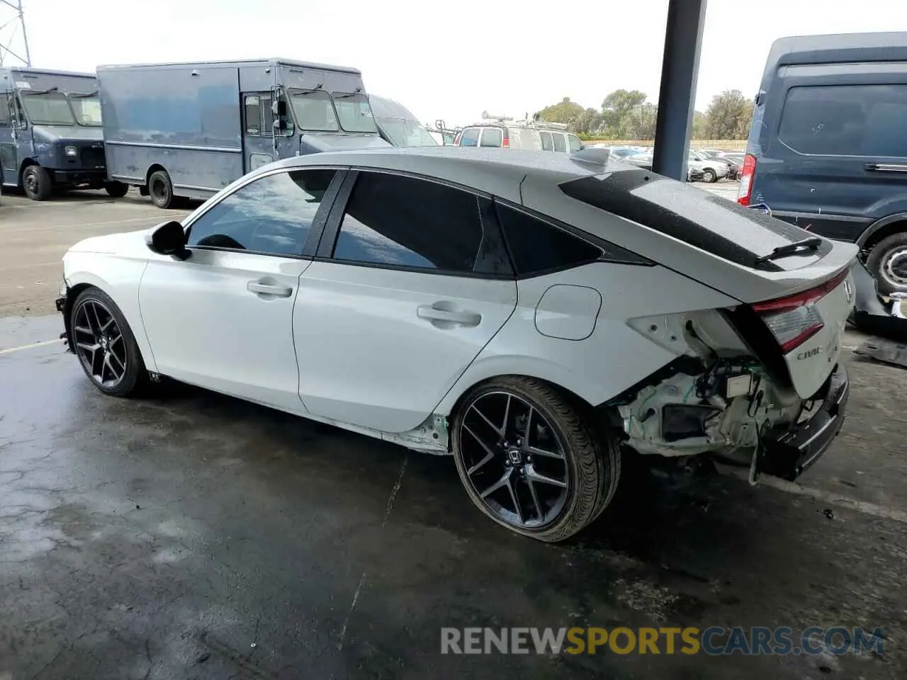 2 fotografías del automóvil dañado 19XFL1G85RE012975 HONDA CIVIC 2024
