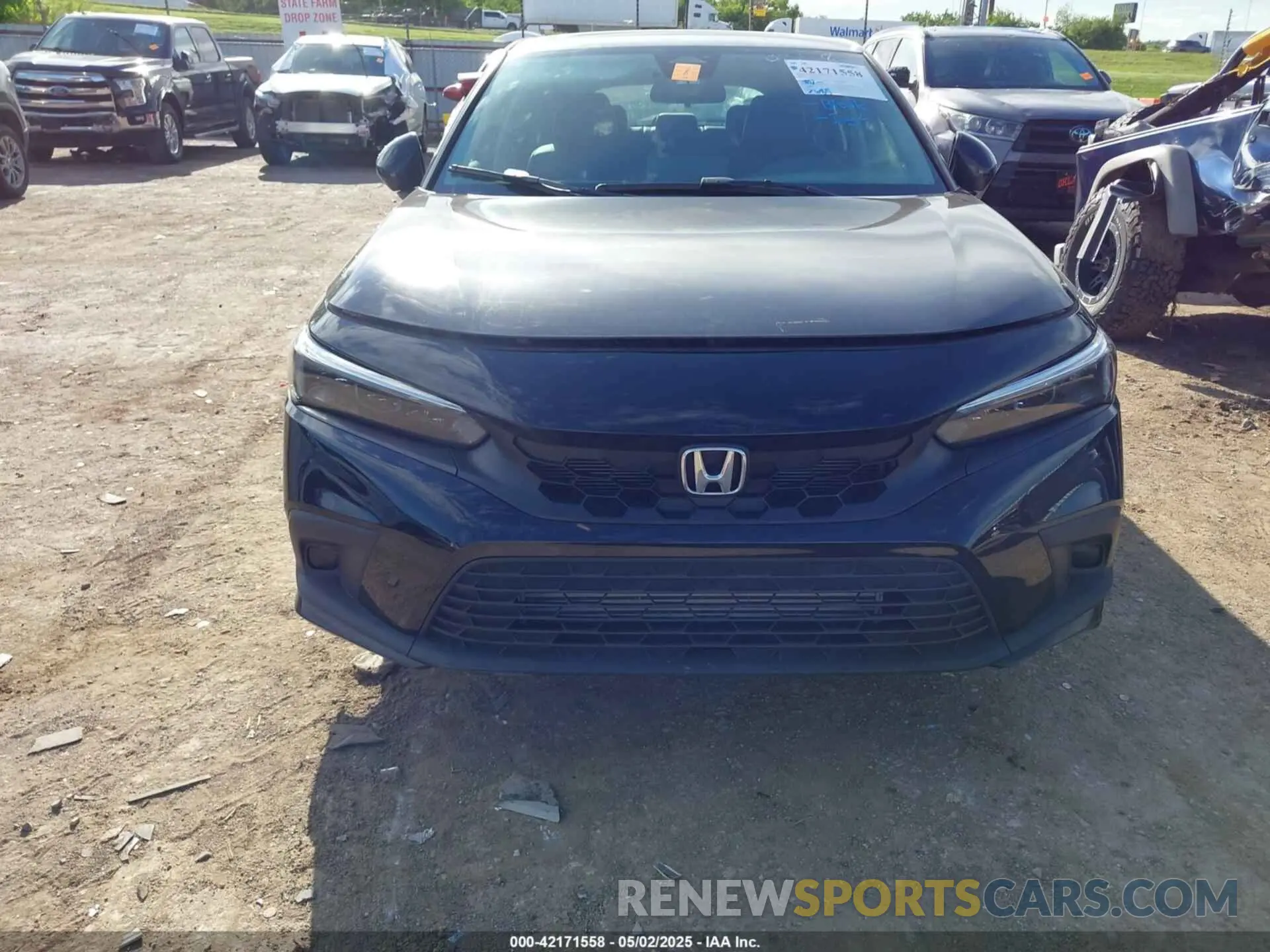 11 fotografías del automóvil dañado 19XFL1H70RE029348 HONDA CIVIC 2024