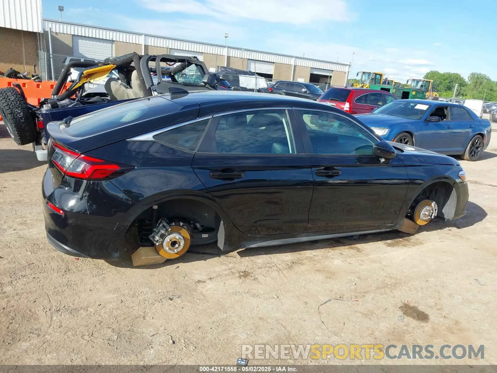 12 fotografías del automóvil dañado 19XFL1H70RE029348 HONDA CIVIC 2024
