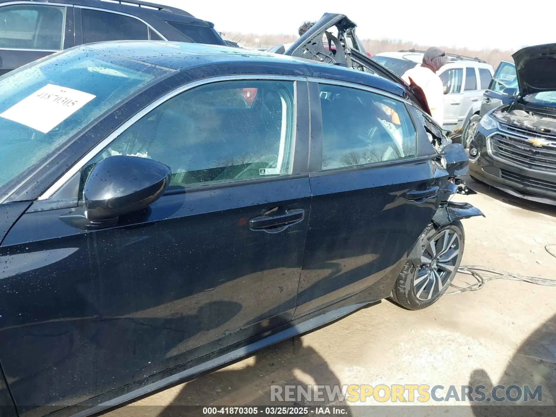 15 fotografías del automóvil dañado 19XFL1H71RE026927 HONDA CIVIC 2024