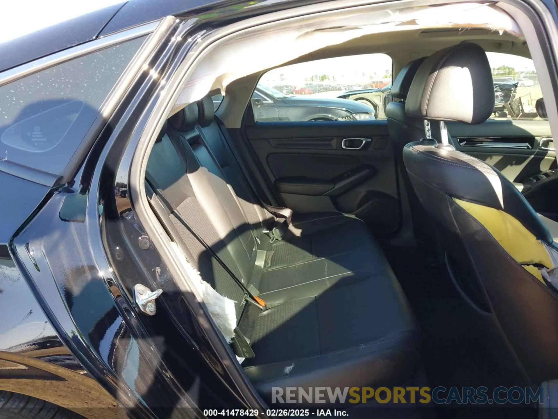 8 fotografías del automóvil dañado 19XFL1H72RE014947 HONDA CIVIC 2024