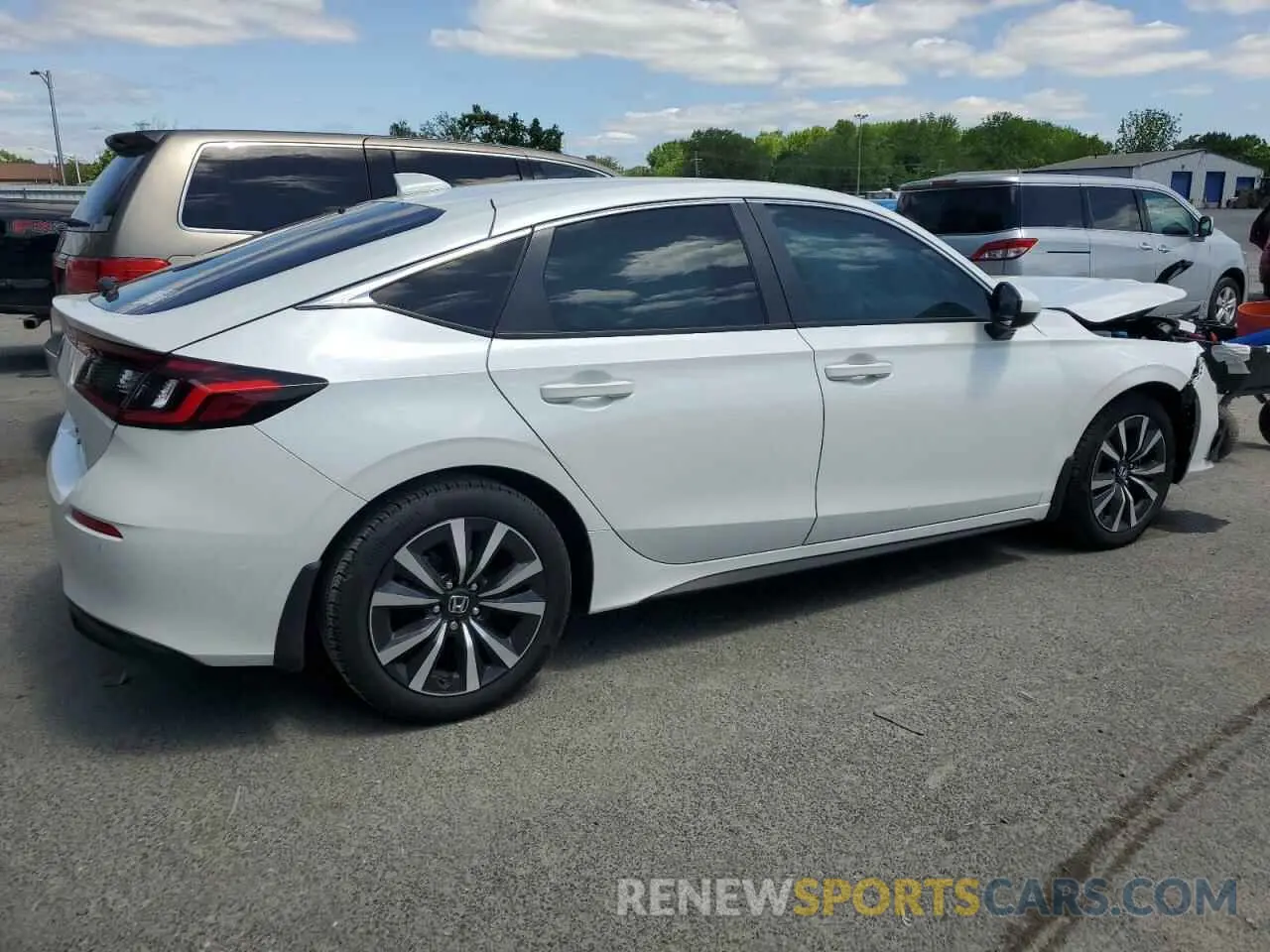 3 fotografías del automóvil dañado 19XFL1H72RE031859 HONDA CIVIC 2024