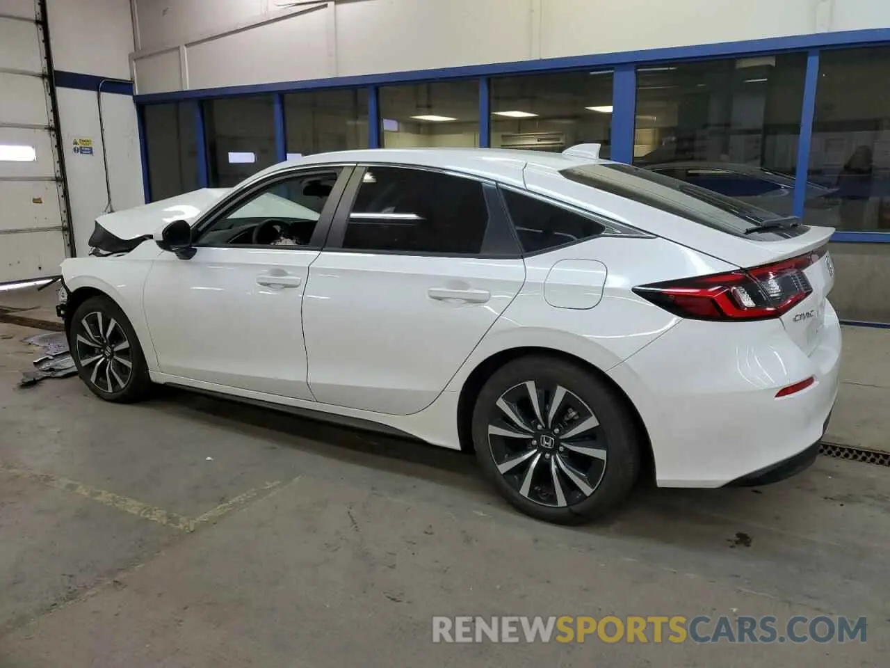 2 fotografías del automóvil dañado 19XFL1H73RE006212 HONDA CIVIC 2024