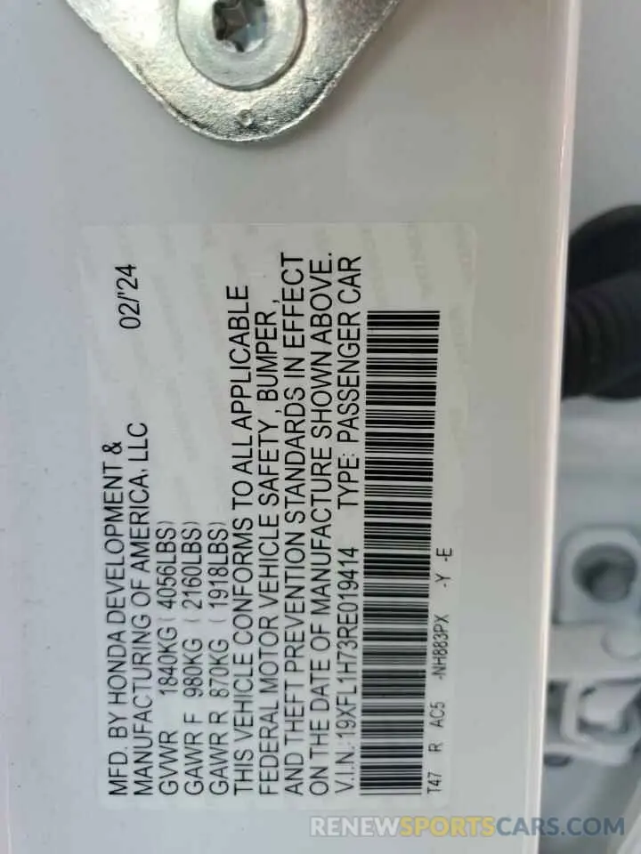 13 fotografías del automóvil dañado 19XFL1H73RE019414 HONDA CIVIC 2024