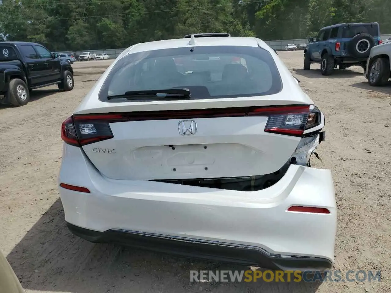 6 fotografías del automóvil dañado 19XFL1H73RE019414 HONDA CIVIC 2024