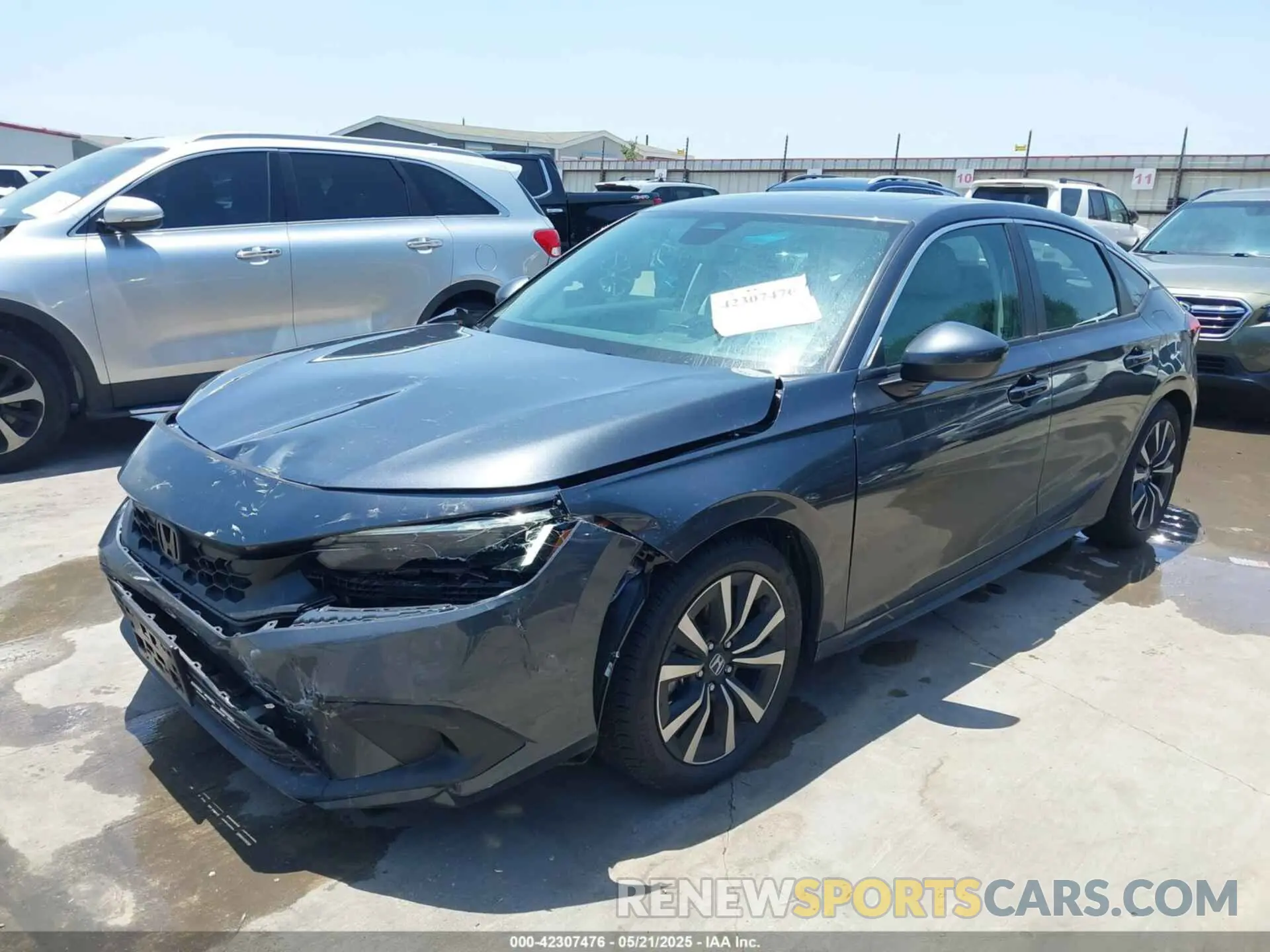 2 fotografías del automóvil dañado 19XFL1H73RE029926 HONDA CIVIC 2024