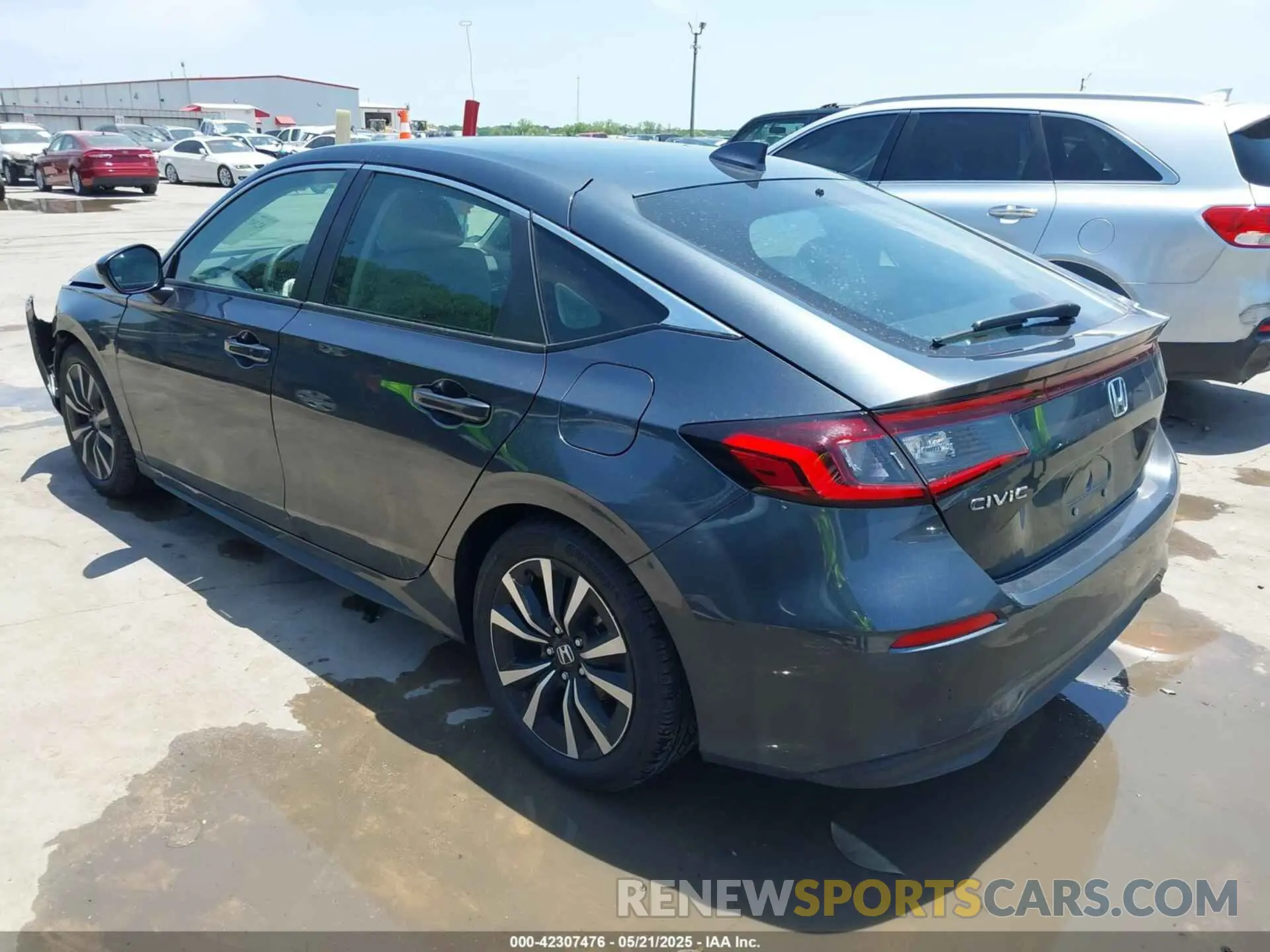 3 fotografías del automóvil dañado 19XFL1H73RE029926 HONDA CIVIC 2024