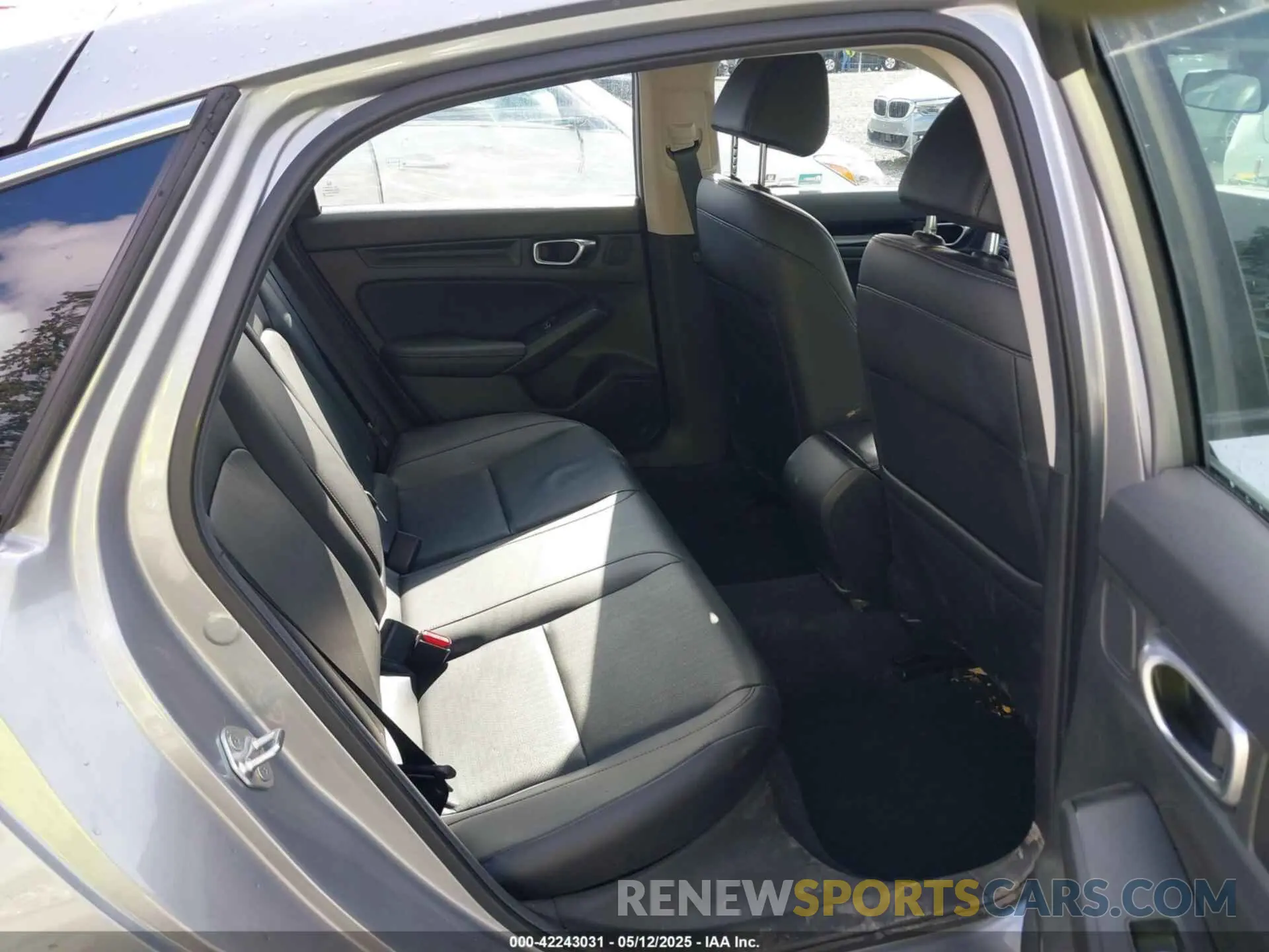 8 fotografías del automóvil dañado 19XFL1H79RE008871 HONDA CIVIC 2024