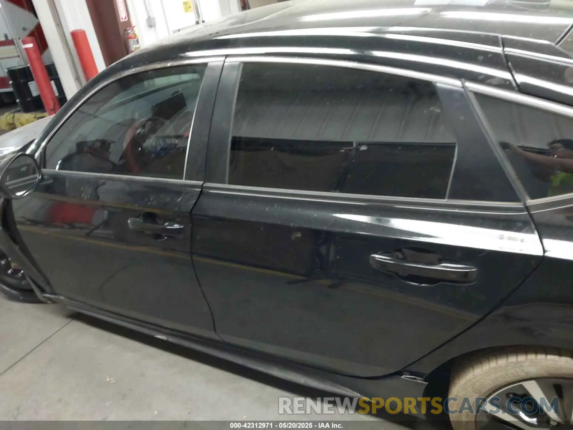 13 fotografías del automóvil dañado 19XFL1H79RE014332 HONDA CIVIC 2024