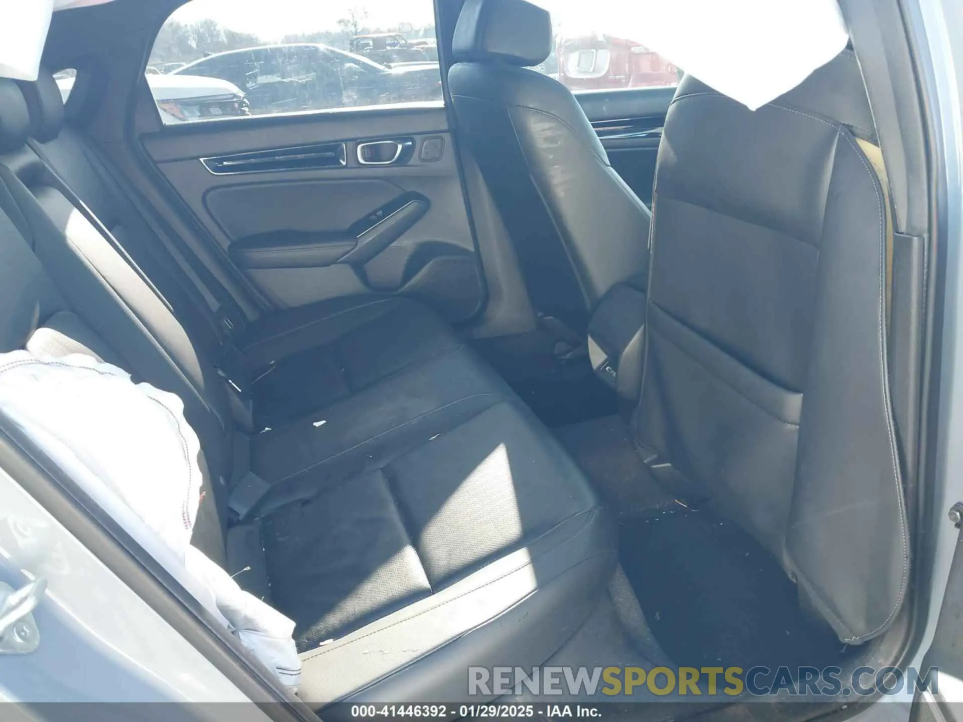 8 fotografías del automóvil dañado 19XFL1H80RE022375 HONDA CIVIC 2024