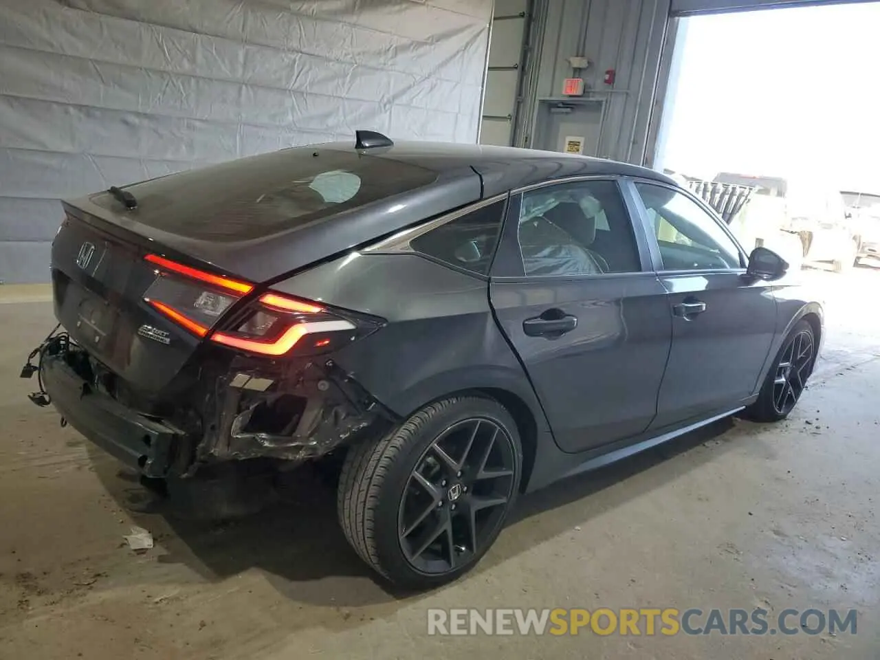 3 fotografías del automóvil dañado 19XFL1H81RE013572 HONDA CIVIC 2024