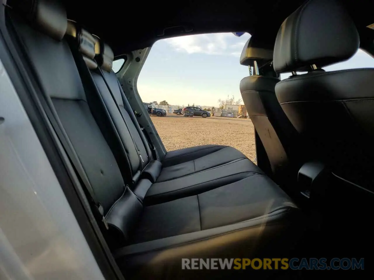 10 fotografías del automóvil dañado 19XFL1H83RE011886 HONDA CIVIC 2024