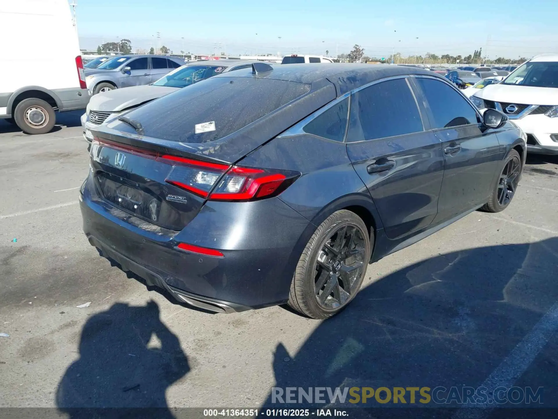 4 fotografías del automóvil dañado 19XFL1H84RE016689 HONDA CIVIC 2024
