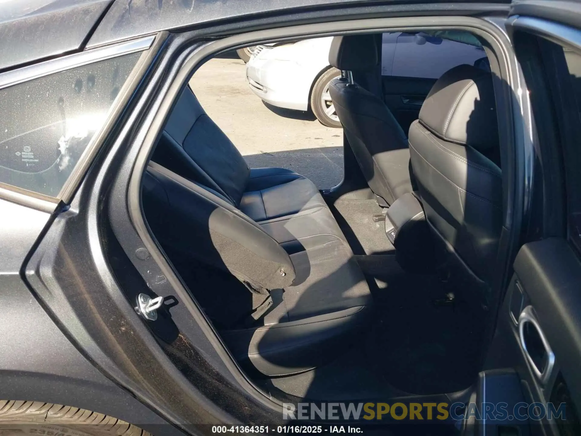 8 fotografías del automóvil dañado 19XFL1H84RE016689 HONDA CIVIC 2024