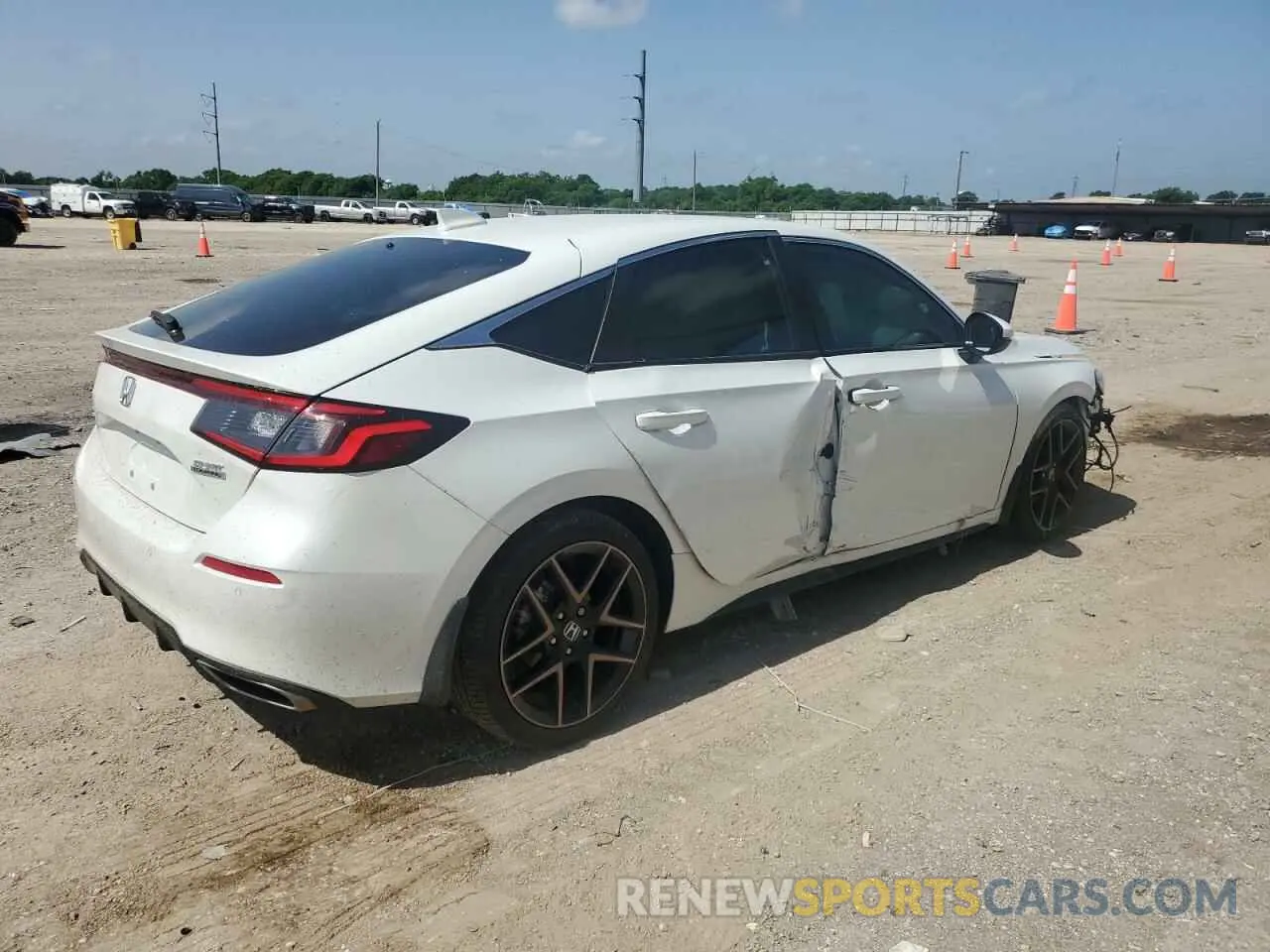 3 fotografías del automóvil dañado 19XFL1H84RE018331 HONDA CIVIC 2024