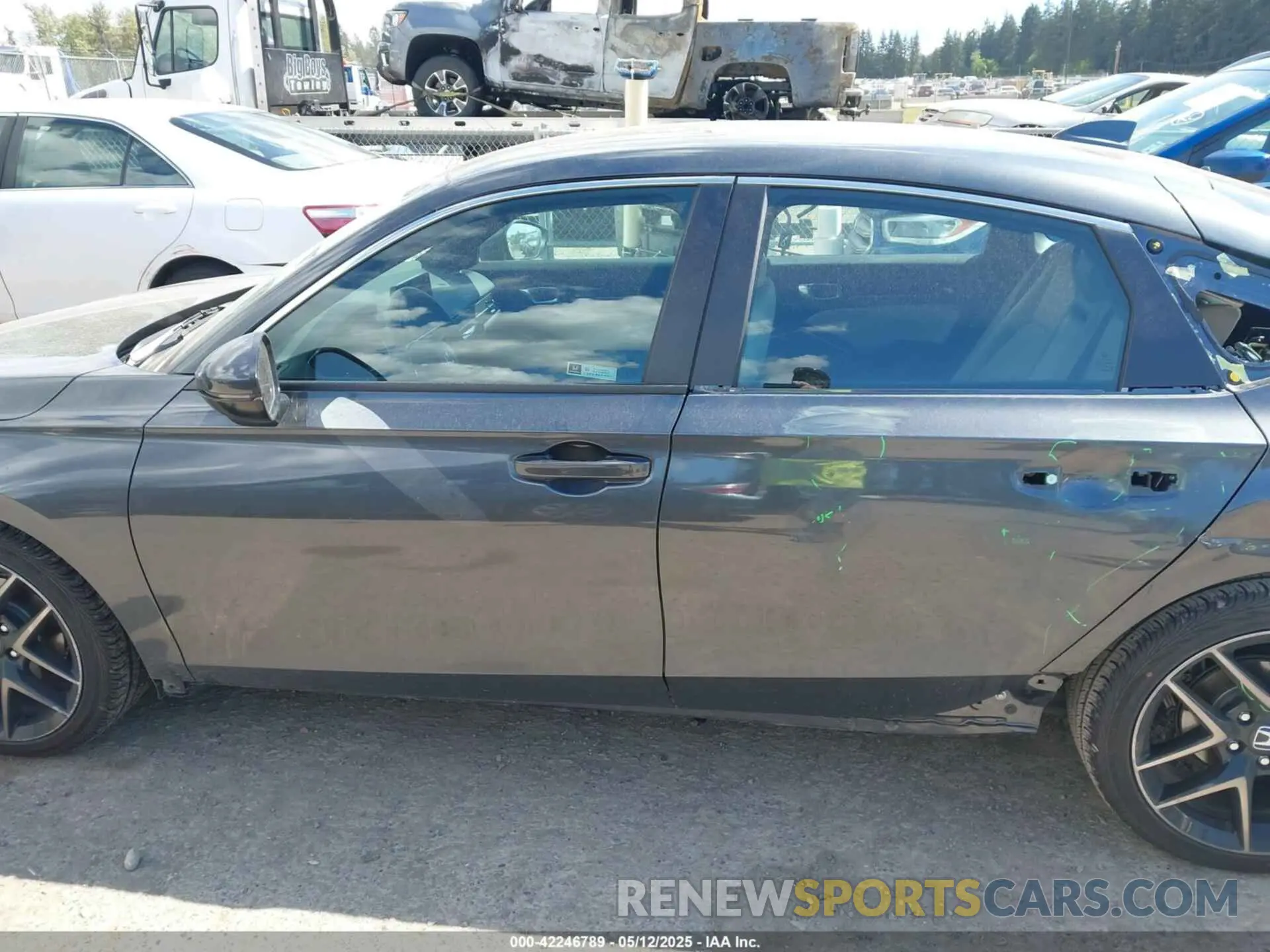 15 fotografías del automóvil dañado 19XFL1H86RE009257 HONDA CIVIC 2024