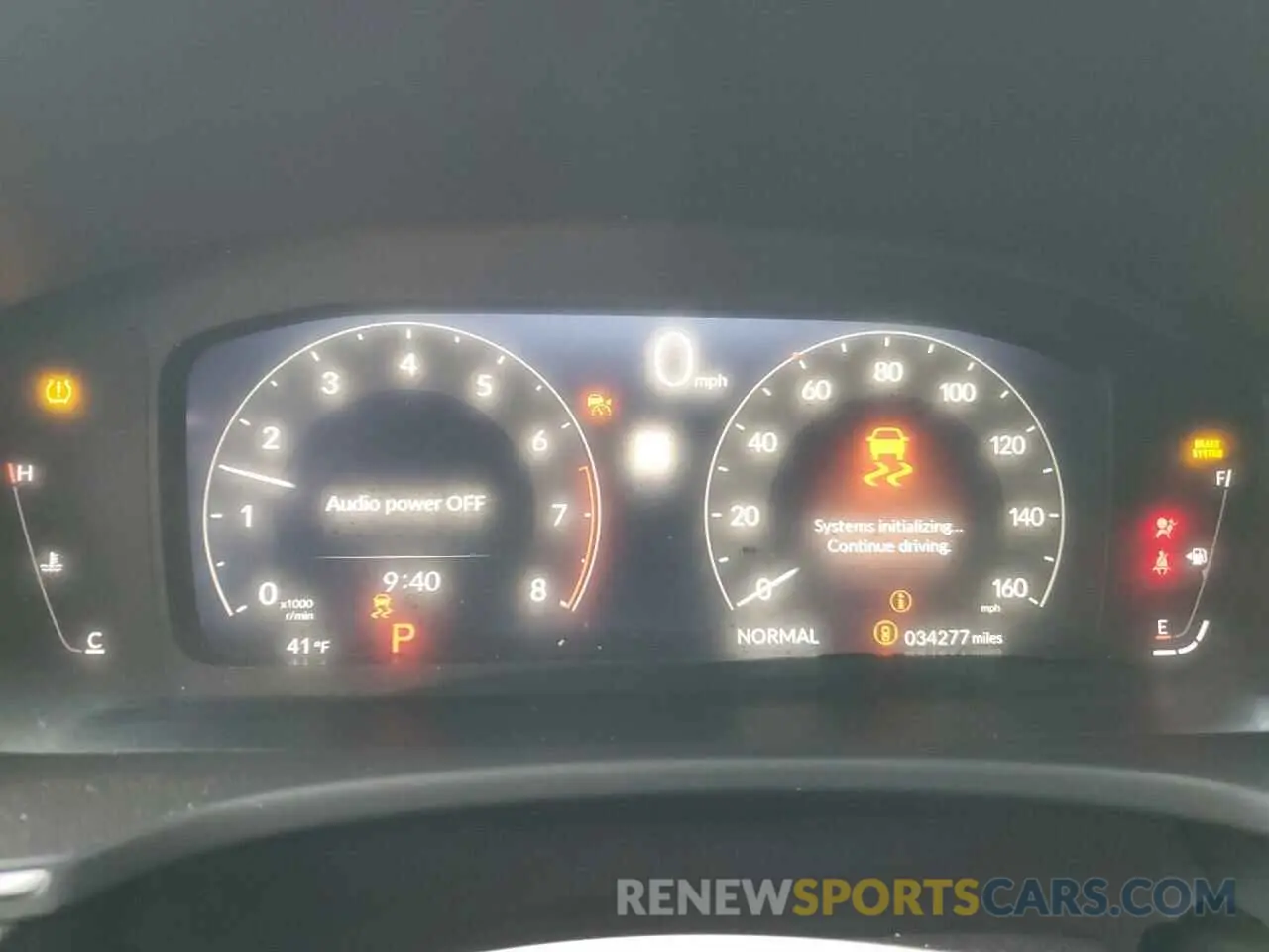 9 fotografías del automóvil dañado 19XFL1H87RE019098 HONDA CIVIC 2024