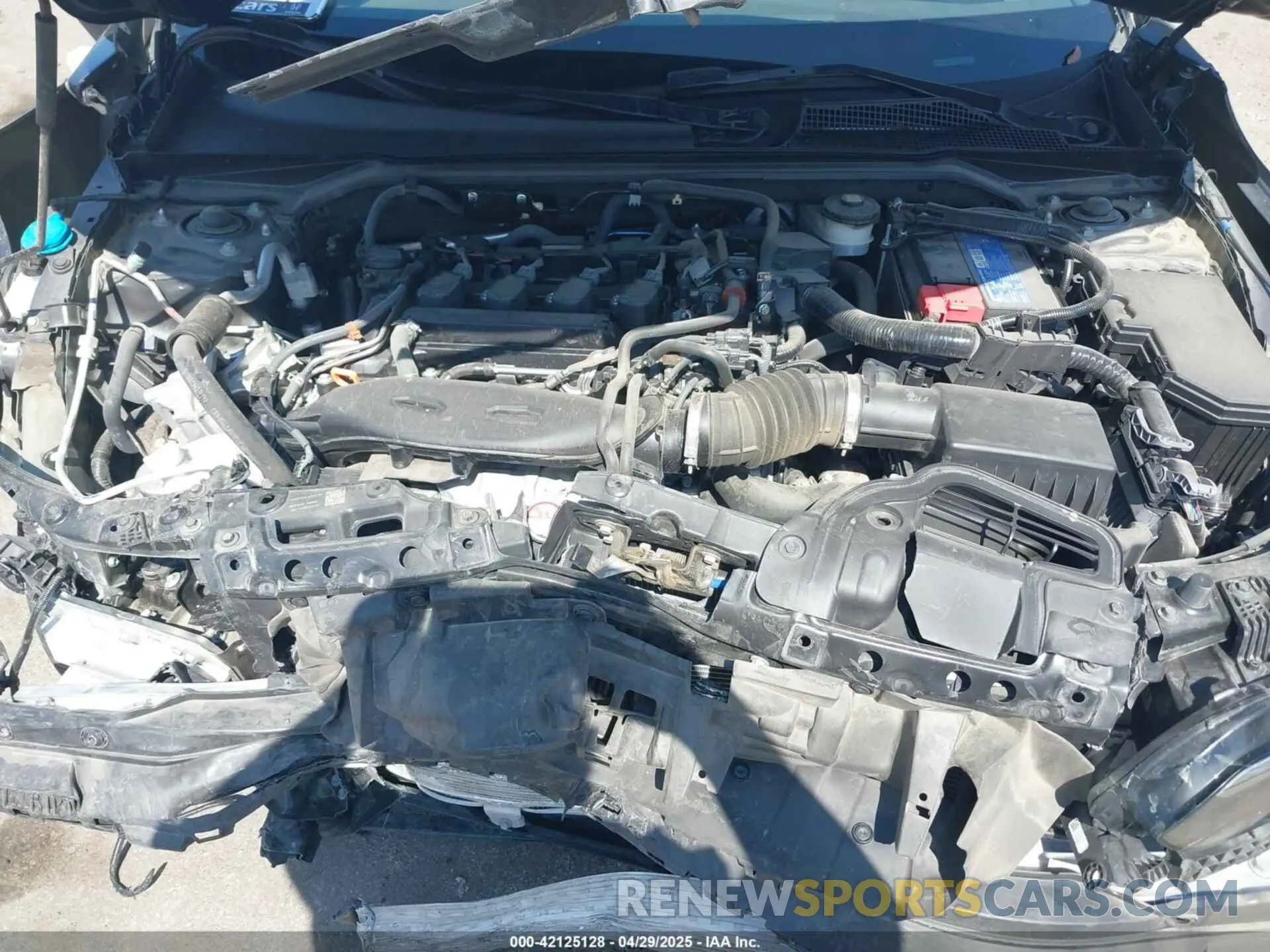 10 fotografías del automóvil dañado 19XFL1H88RE009258 HONDA CIVIC 2024