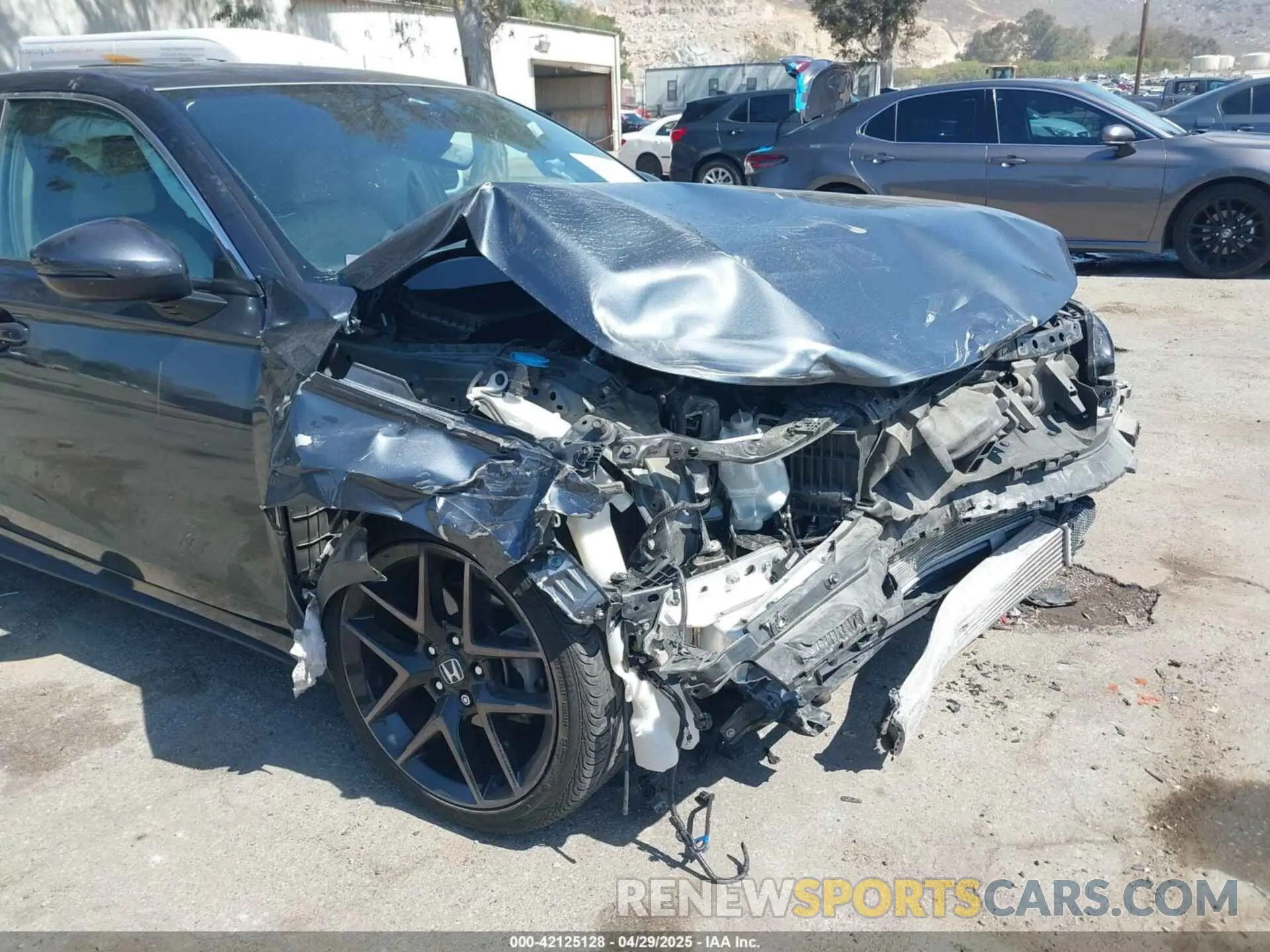 6 fotografías del automóvil dañado 19XFL1H88RE009258 HONDA CIVIC 2024