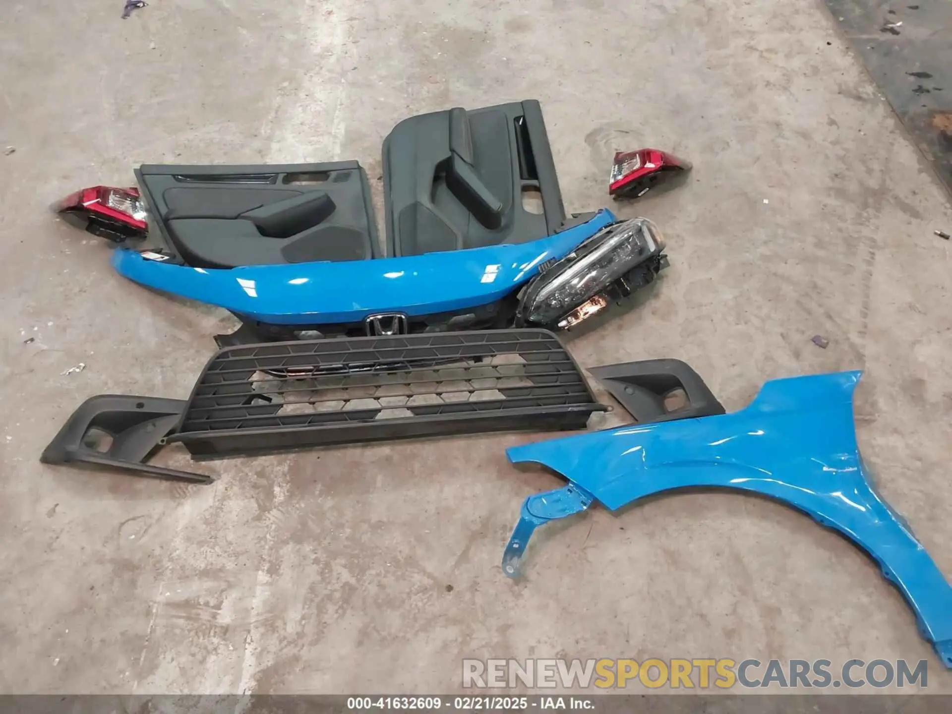 12 fotografías del automóvil dañado 19XFL1H88RE030403 HONDA CIVIC 2024