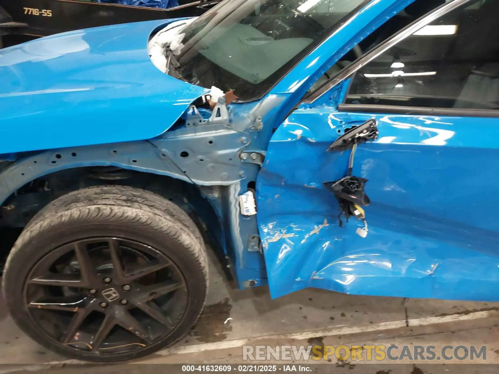 6 fotografías del automóvil dañado 19XFL1H88RE030403 HONDA CIVIC 2024