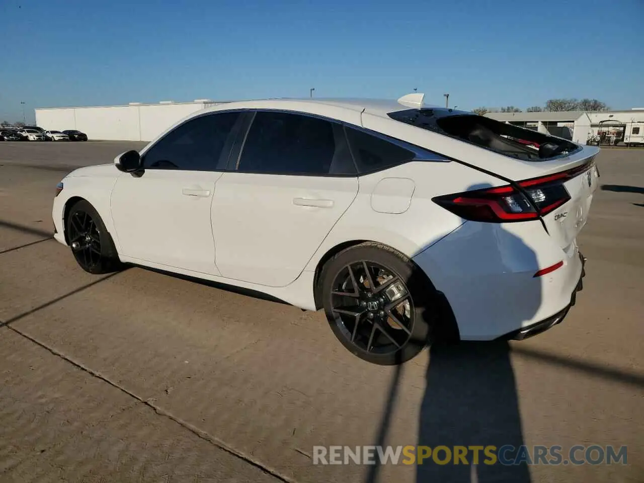 2 fotografías del automóvil dañado 19XFL1H8XRE020634 HONDA CIVIC 2024