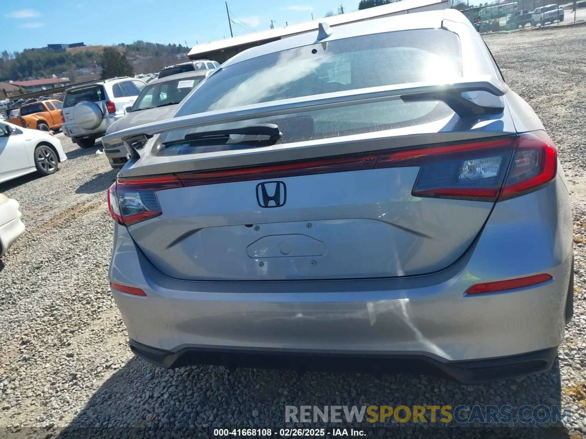 17 fotografías del automóvil dañado 19XFL2G86RE018421 HONDA CIVIC 2024