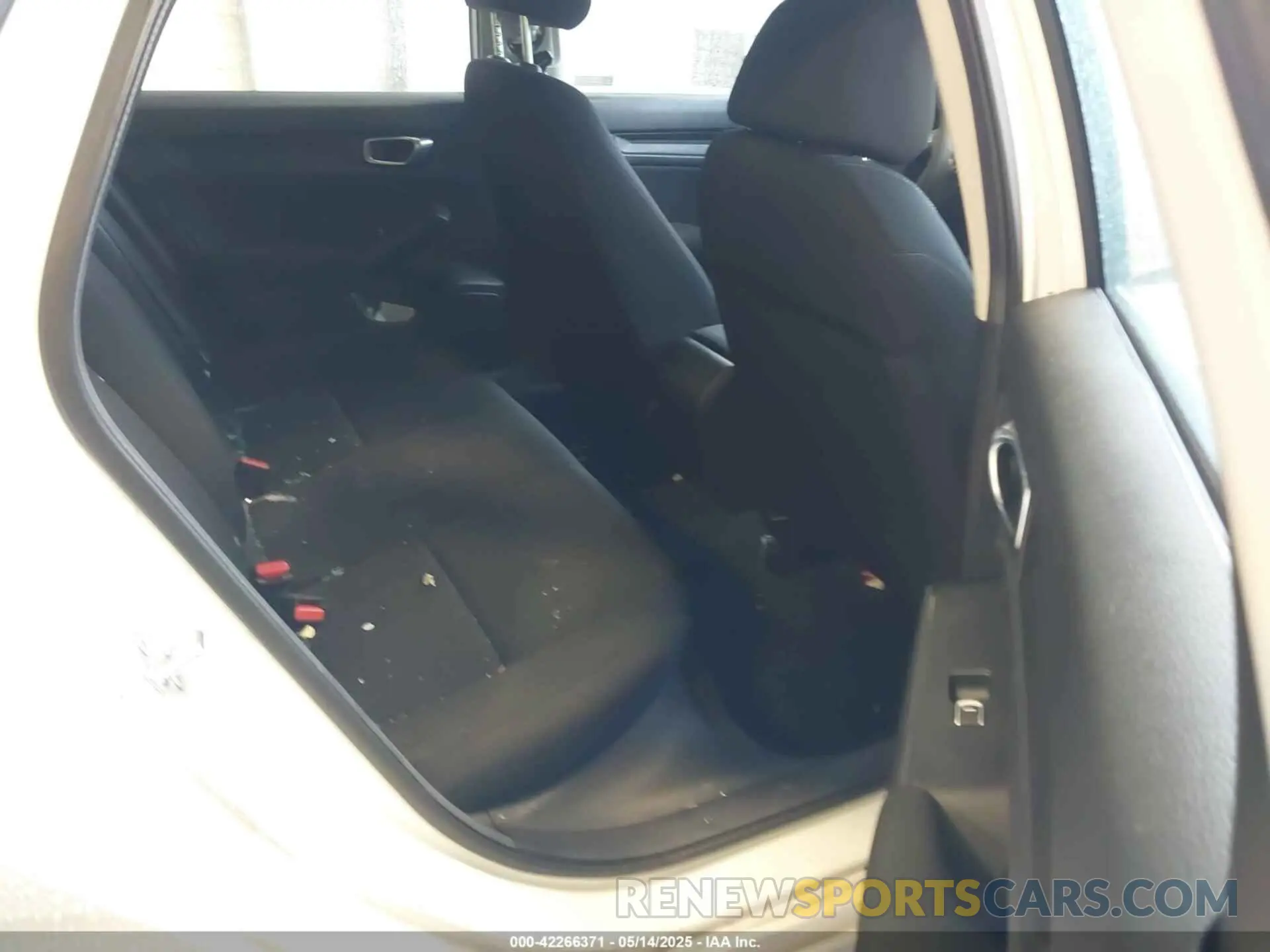 8 fotografías del automóvil dañado 19XFL2H58RE010695 HONDA CIVIC 2024