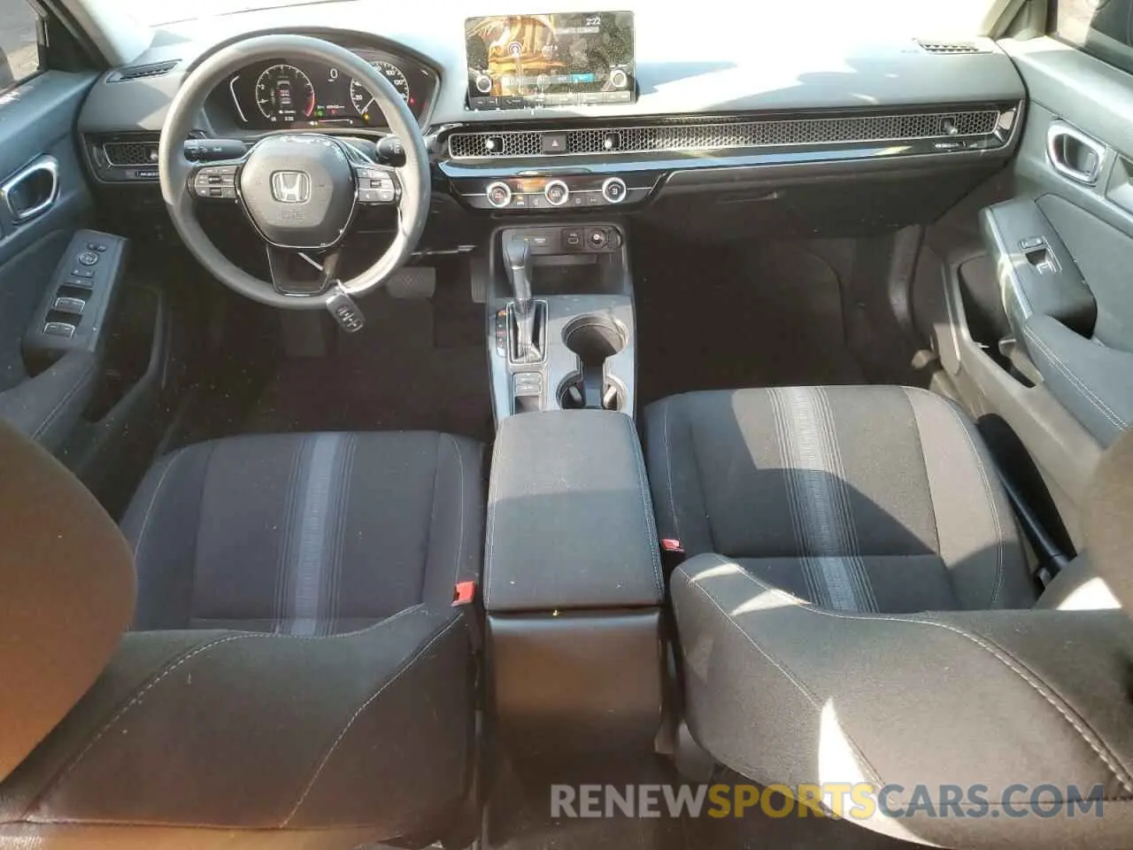 8 fotografías del automóvil dañado 19XFL2H58RE041378 HONDA CIVIC 2024