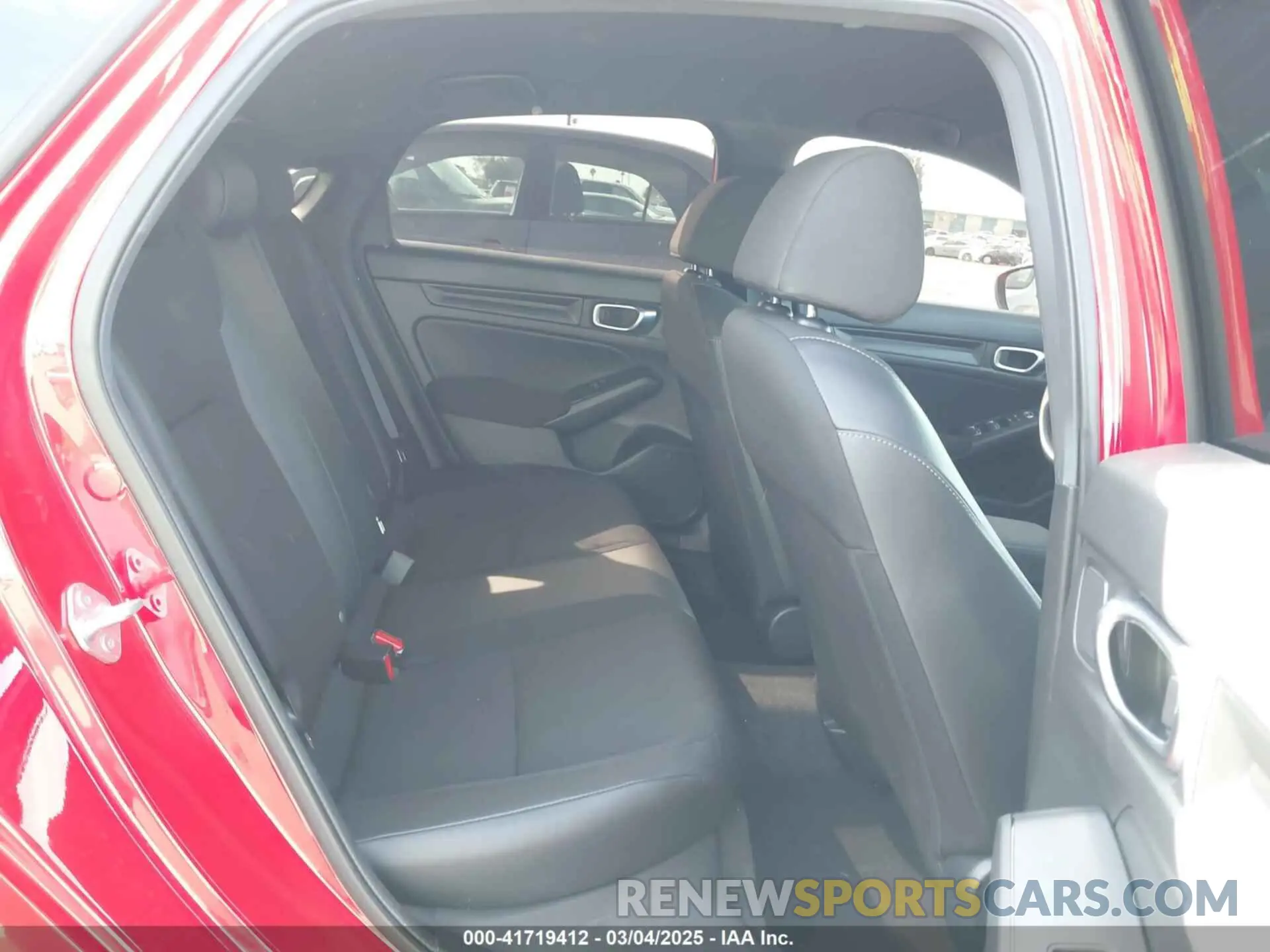 8 fotografías del automóvil dañado 19XFL2H80RE016128 HONDA CIVIC 2024
