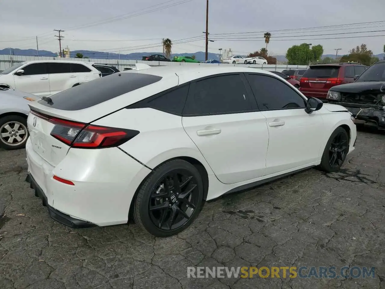 3 fotografías del automóvil dañado 19XFL2H81RE031513 HONDA CIVIC 2024