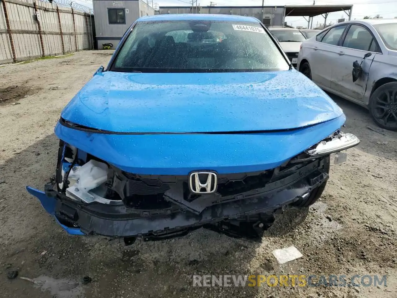 5 fotografías del automóvil dañado 19XFL2H81RE038865 HONDA CIVIC 2024
