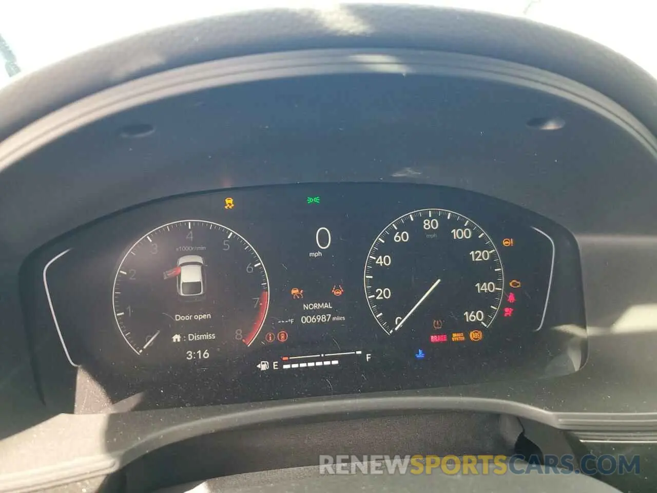 9 fotografías del automóvil dañado 19XFL2H81RE038865 HONDA CIVIC 2024