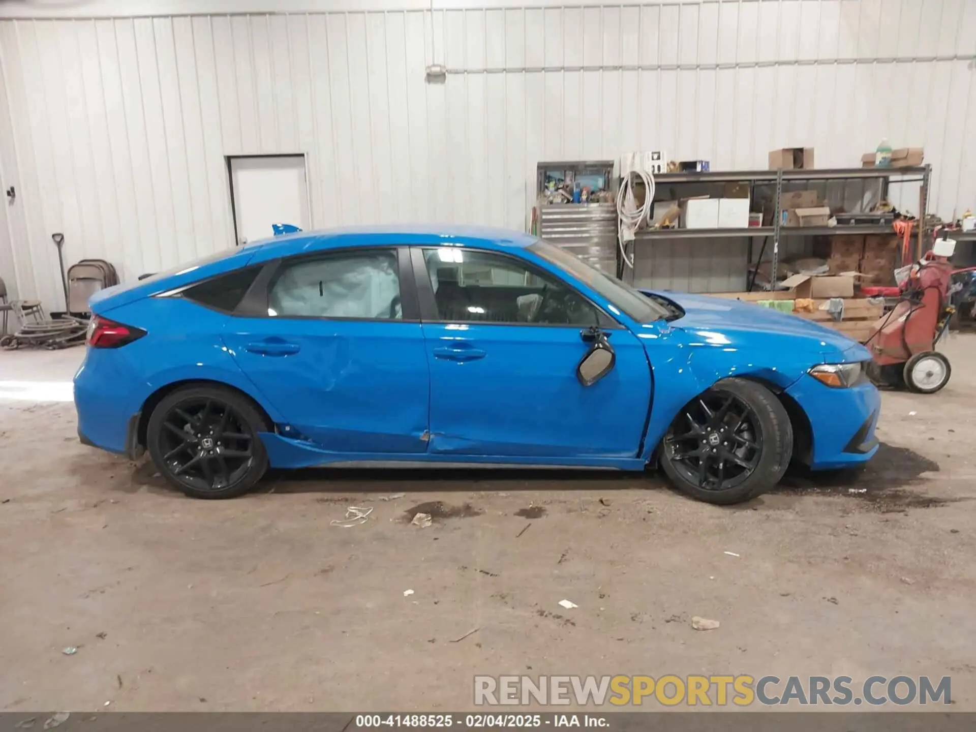13 fotografías del automóvil dañado 19XFL2H82RE025459 HONDA CIVIC 2024