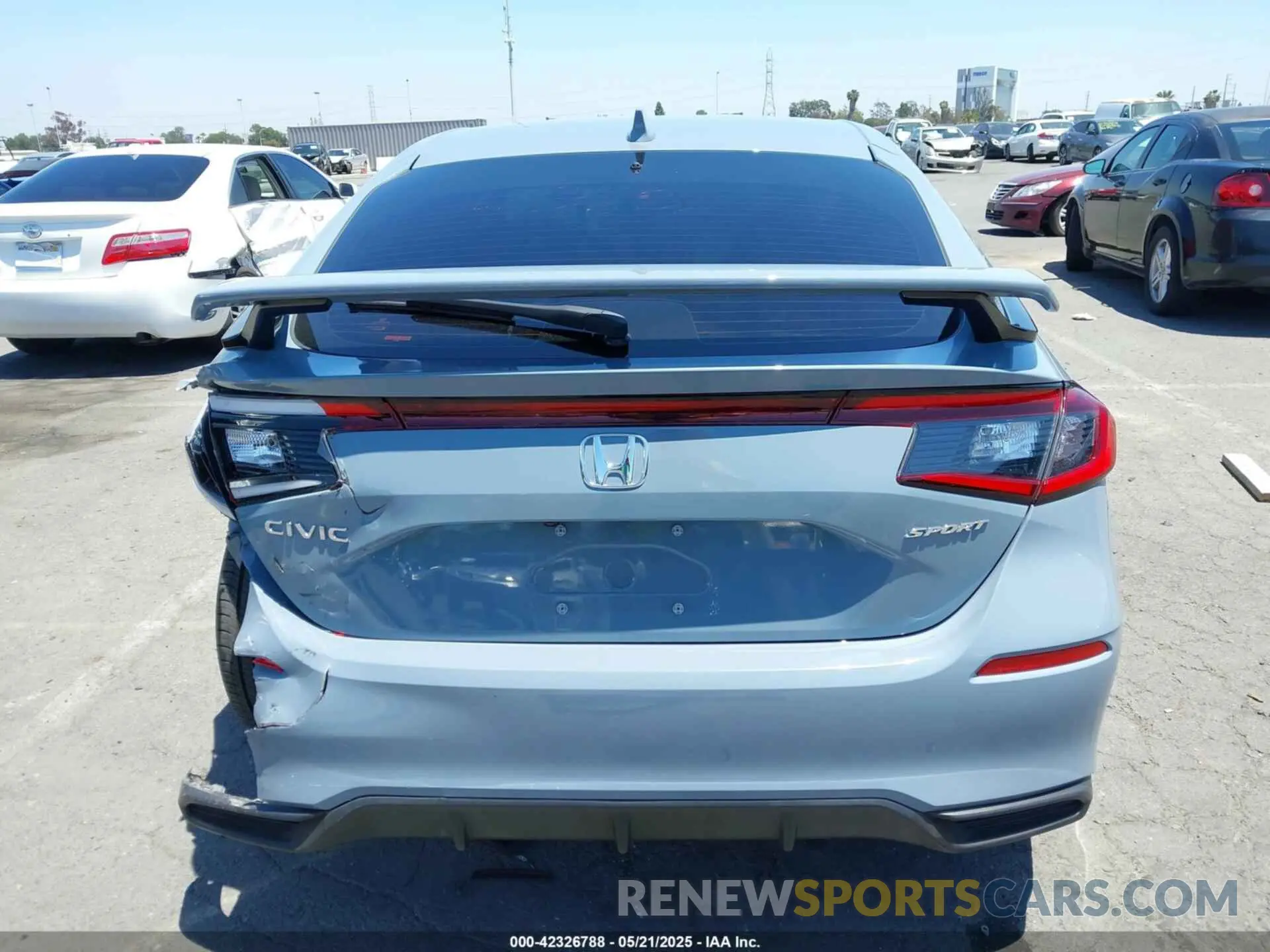 17 fotografías del automóvil dañado 19XFL2H83RE000425 HONDA CIVIC 2024