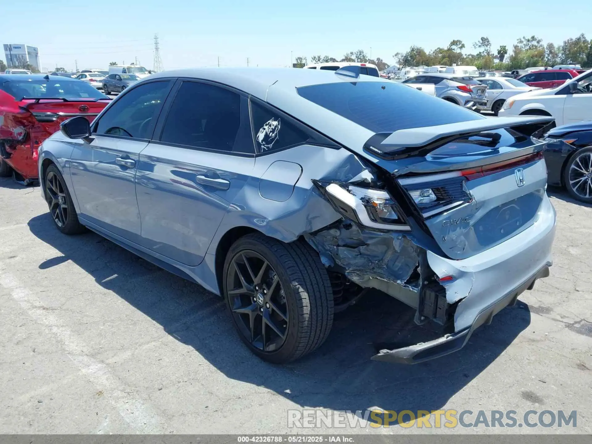 3 fotografías del automóvil dañado 19XFL2H83RE000425 HONDA CIVIC 2024