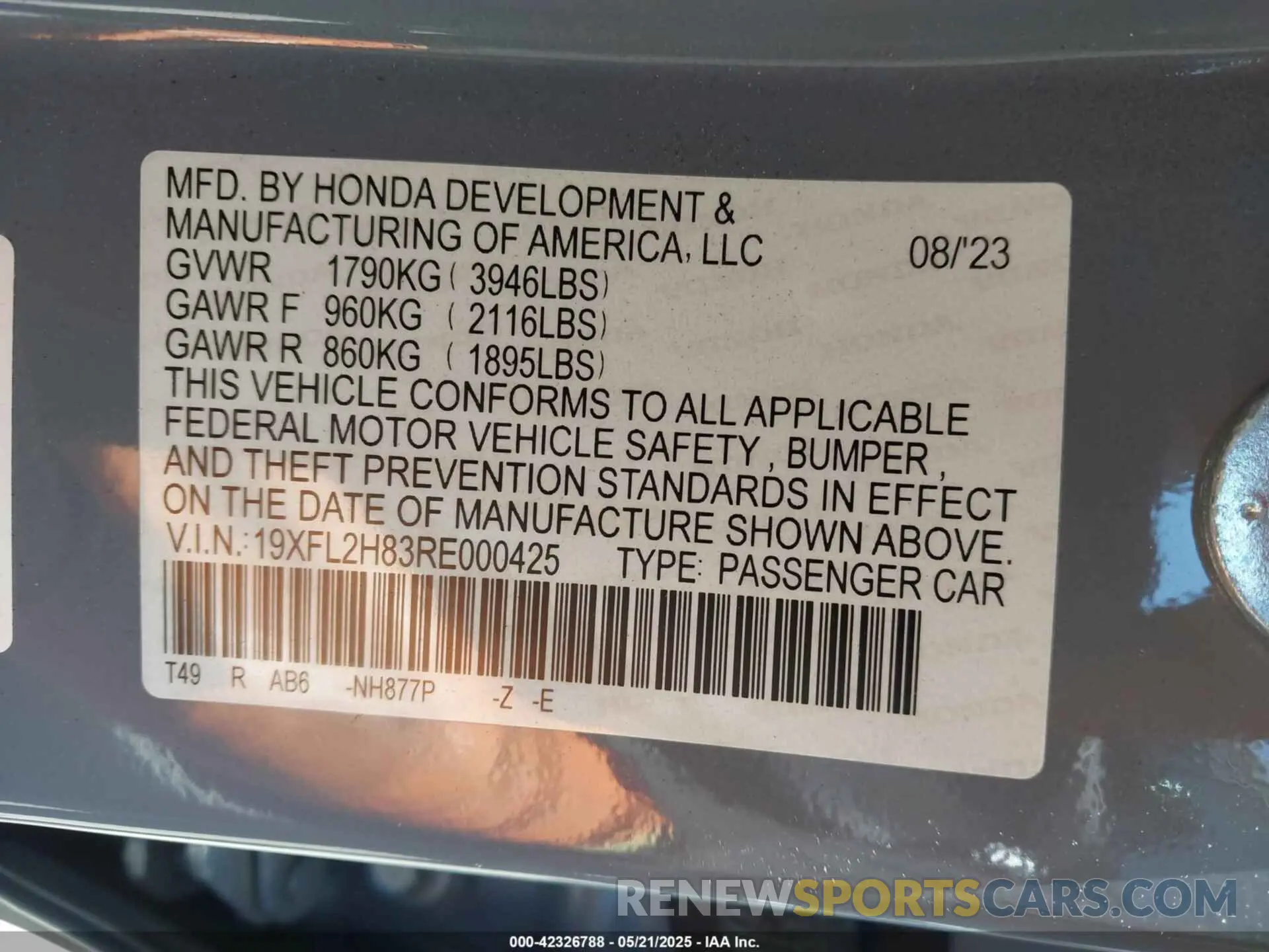 9 fotografías del automóvil dañado 19XFL2H83RE000425 HONDA CIVIC 2024