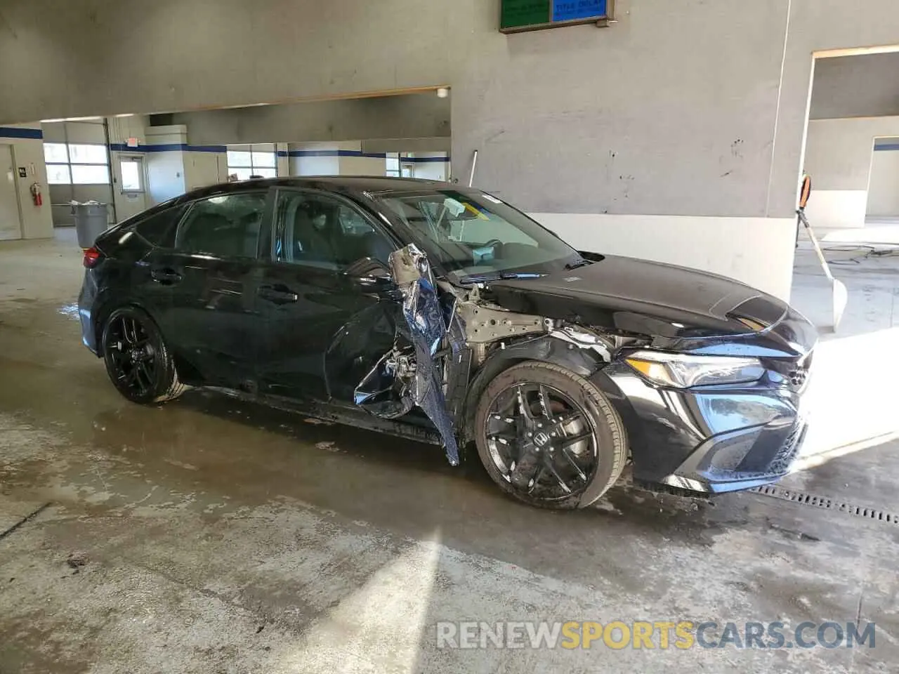 4 fotografías del automóvil dañado 19XFL2H83RE019461 HONDA CIVIC 2024