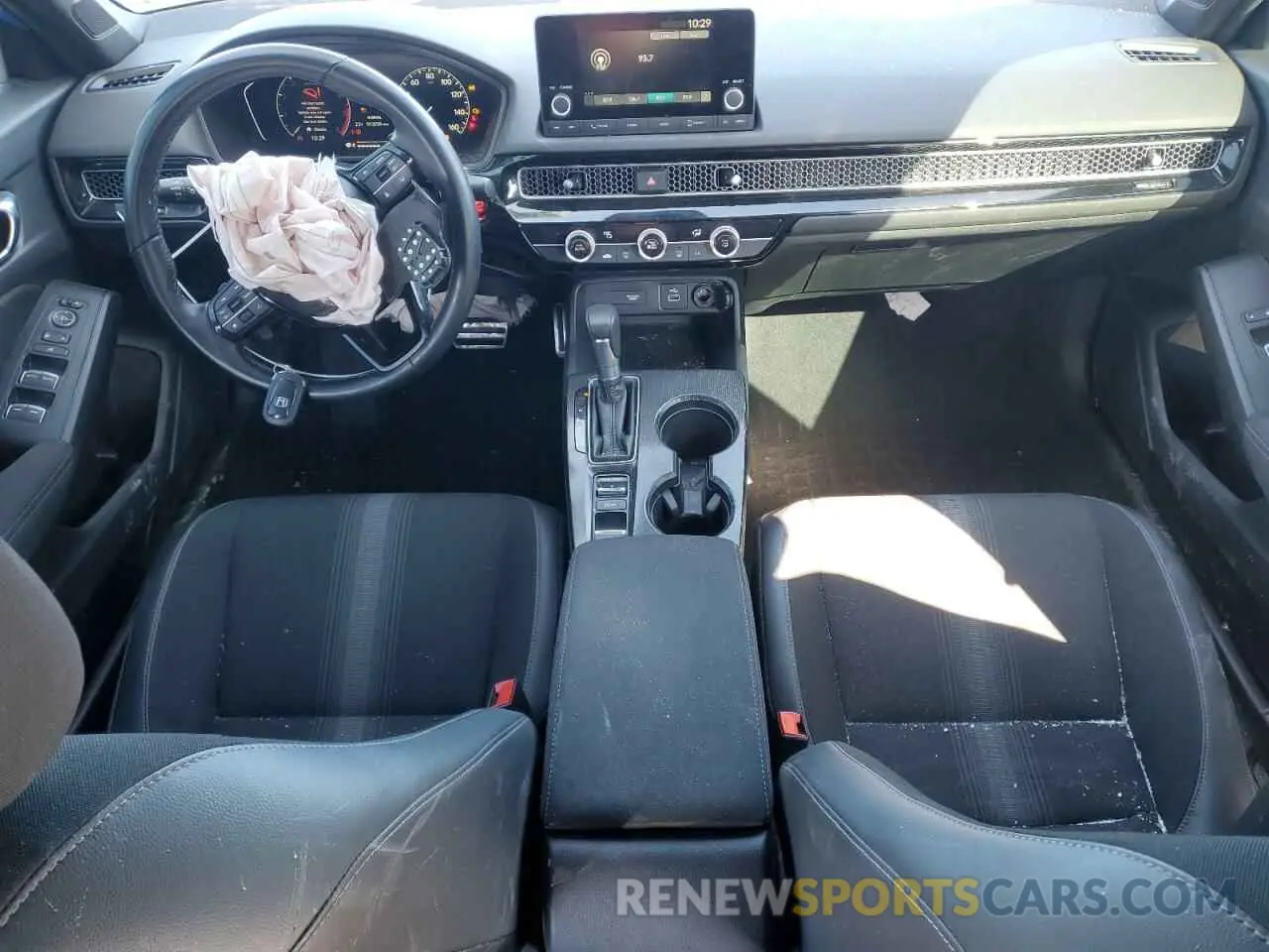 8 fotografías del automóvil dañado 19XFL2H83RE024983 HONDA CIVIC 2024