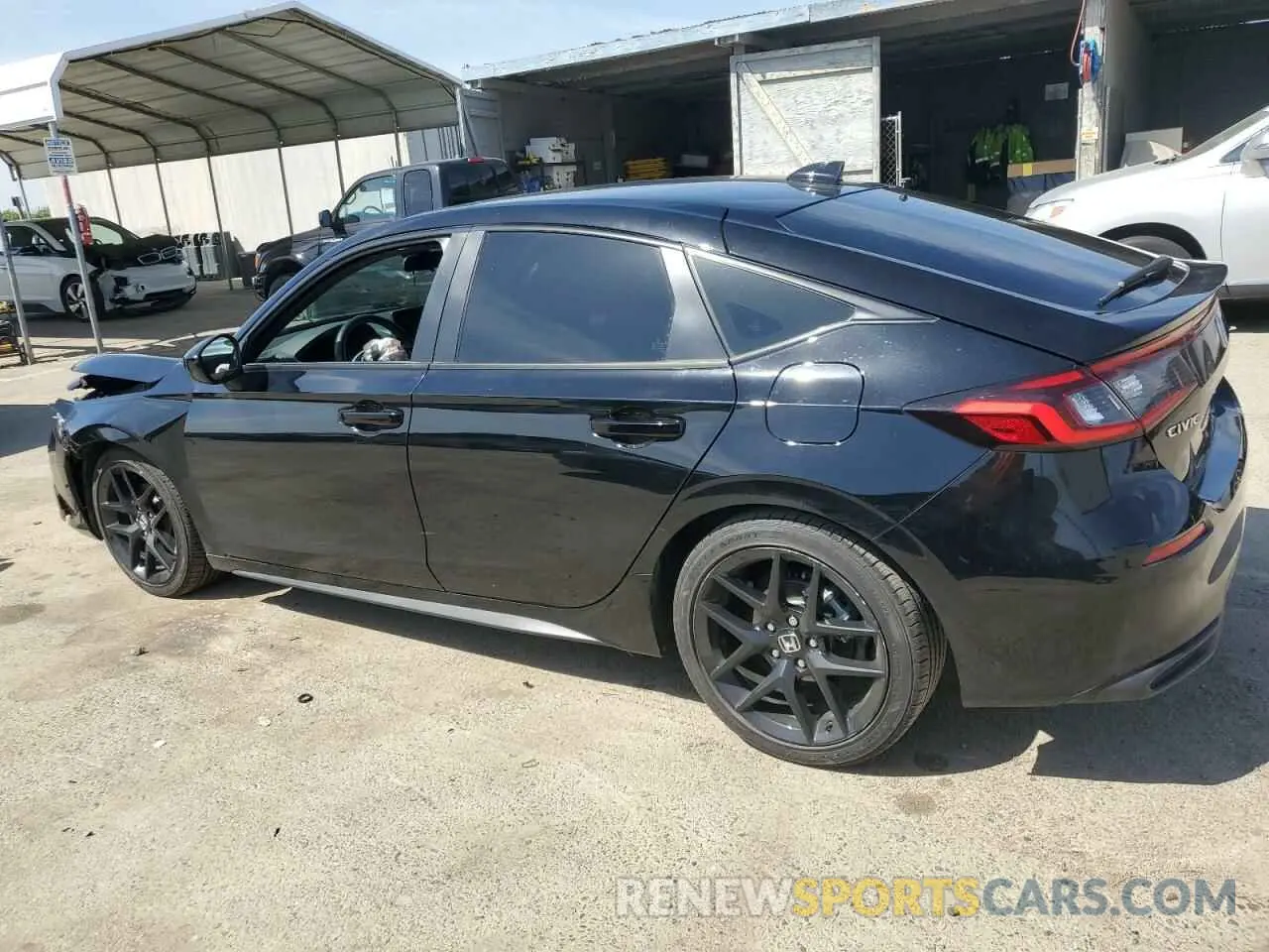 2 fotografías del automóvil dañado 19XFL2H83RE027267 HONDA CIVIC 2024
