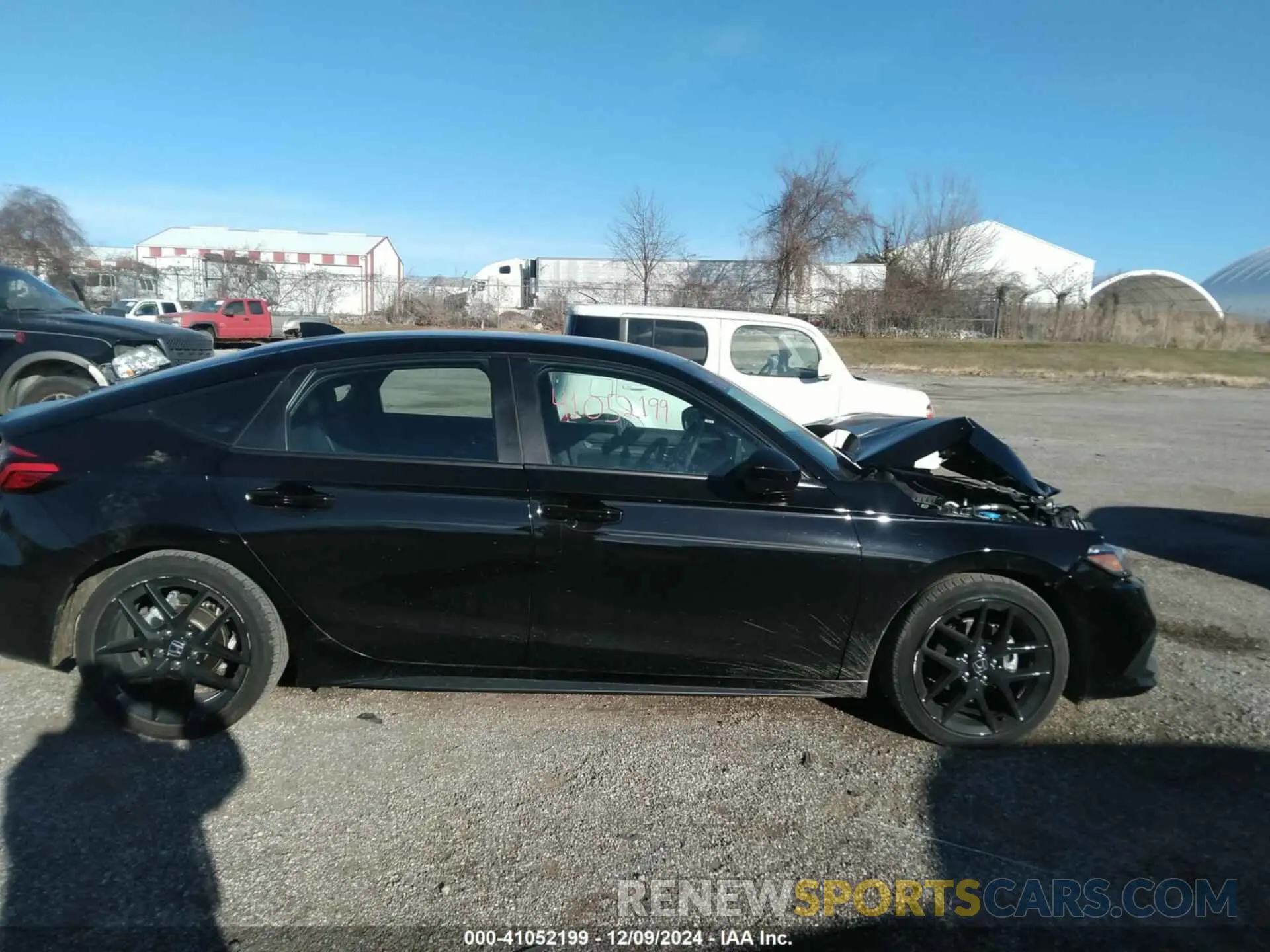 14 fotografías del automóvil dañado 19XFL2H83RE028581 HONDA CIVIC 2024