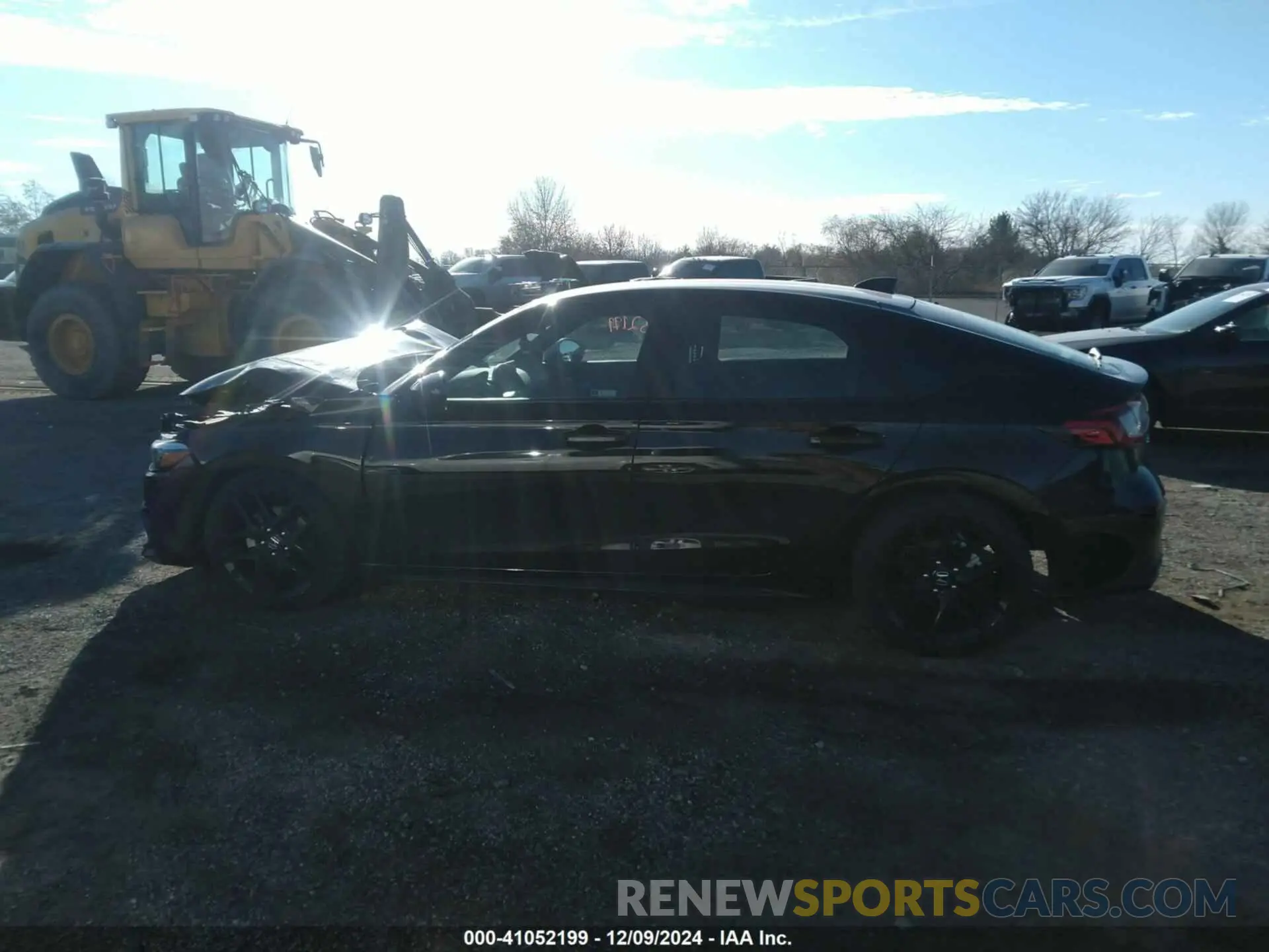 15 fotografías del automóvil dañado 19XFL2H83RE028581 HONDA CIVIC 2024