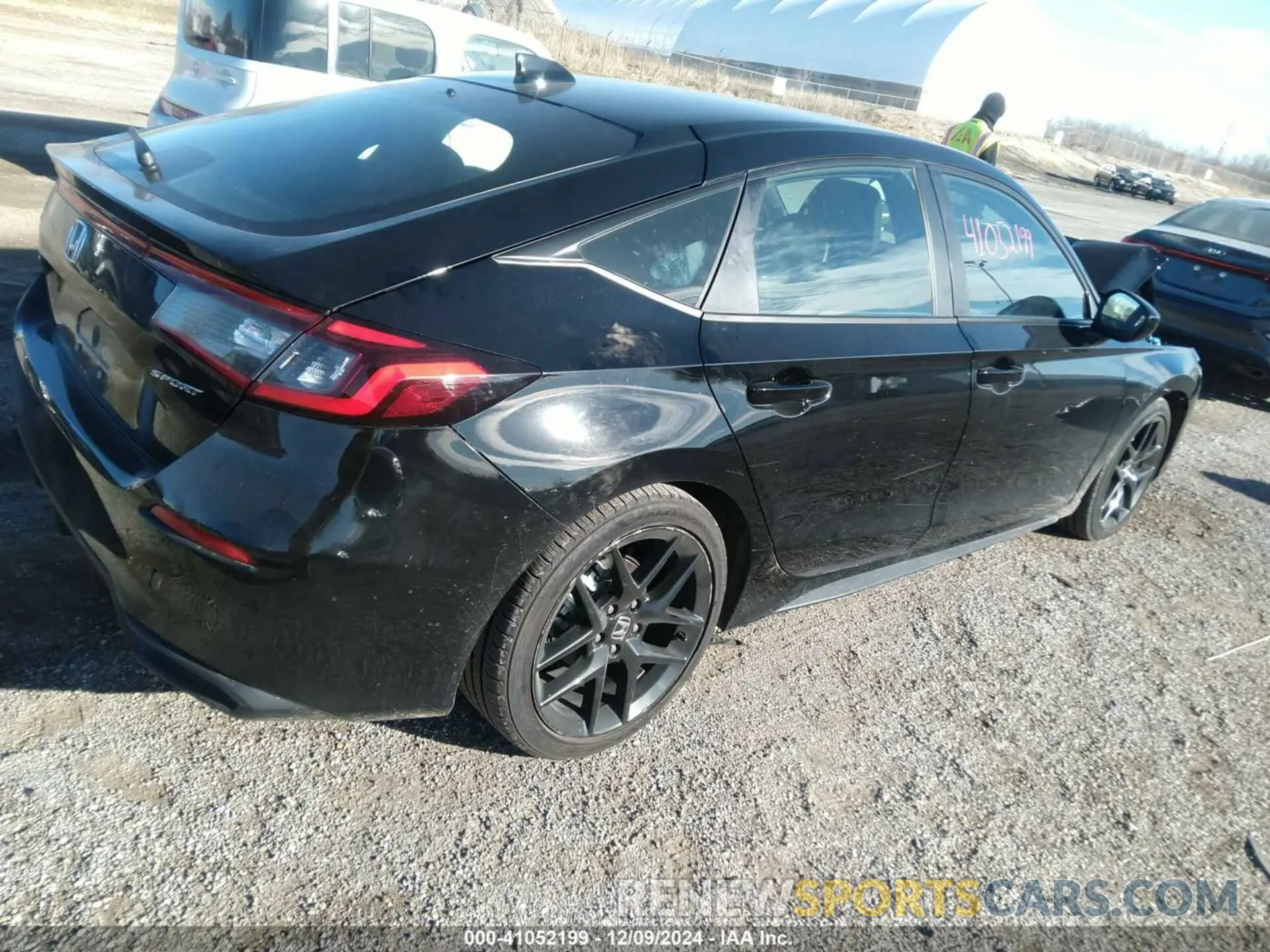 4 fotografías del automóvil dañado 19XFL2H83RE028581 HONDA CIVIC 2024