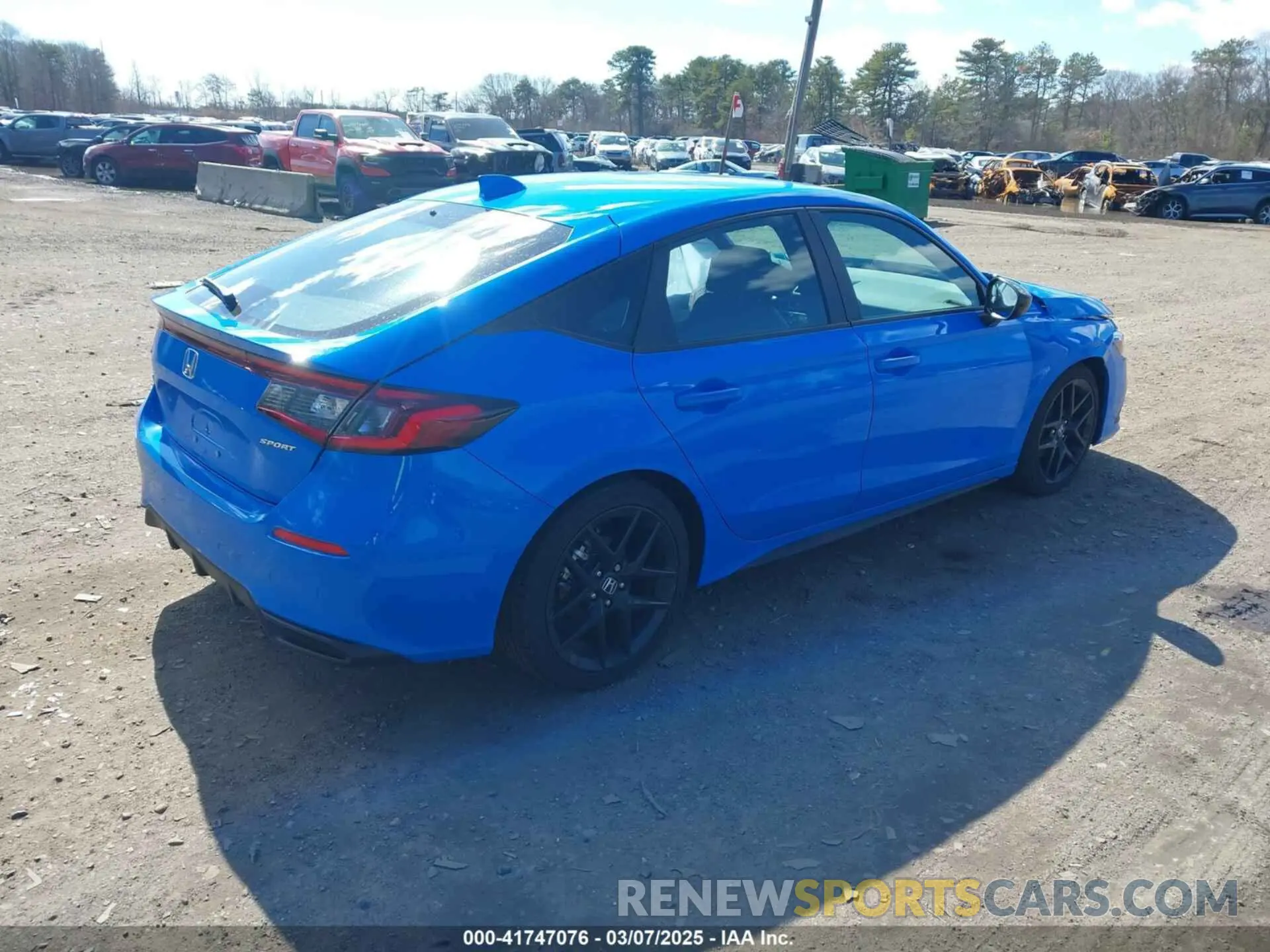 4 fotografías del automóvil dañado 19XFL2H83RE042223 HONDA CIVIC 2024